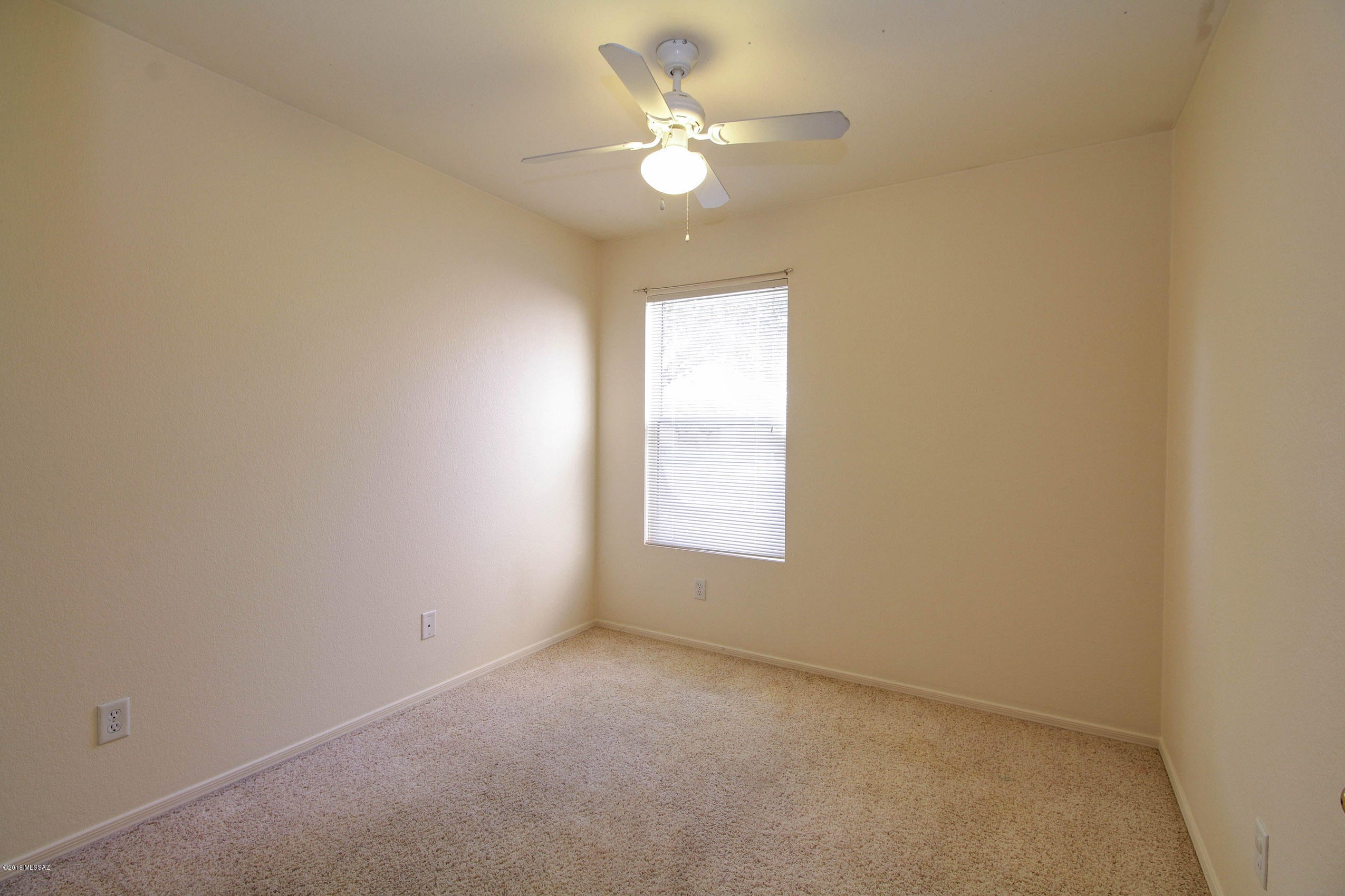 Tierra Vista Phase I (99-285,299-309,372-383) - Residential Lease