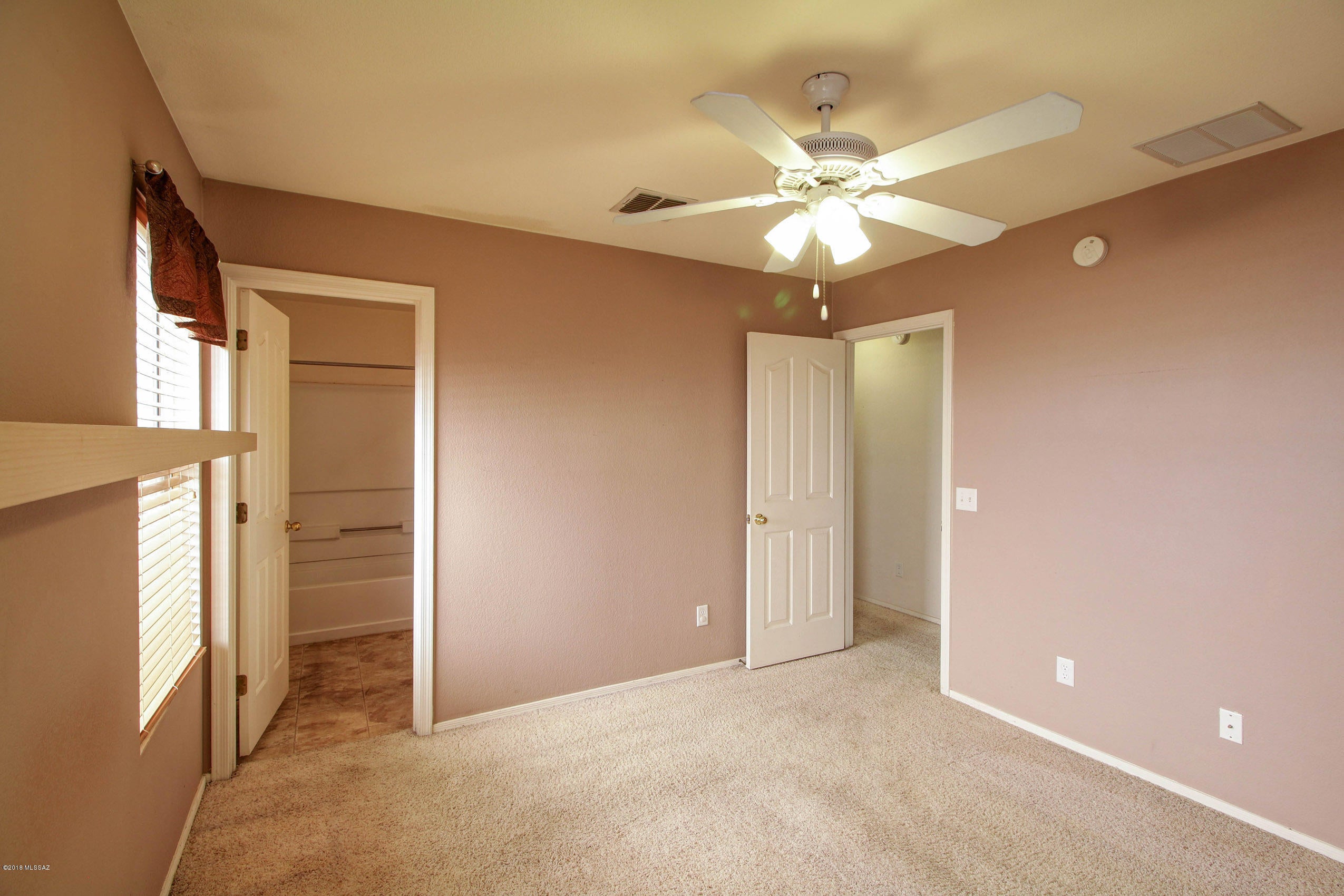 Tierra Vista Phase I (99-285,299-309,372-383) - Residential Lease