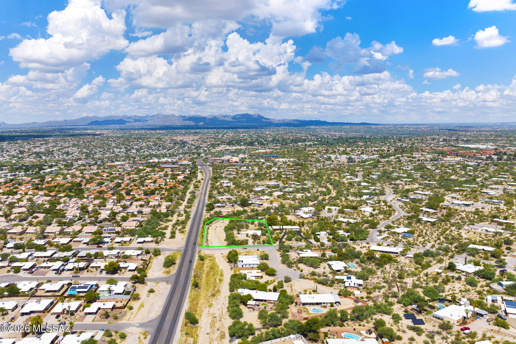 Casas Adobes Estates (541-618) - Residential