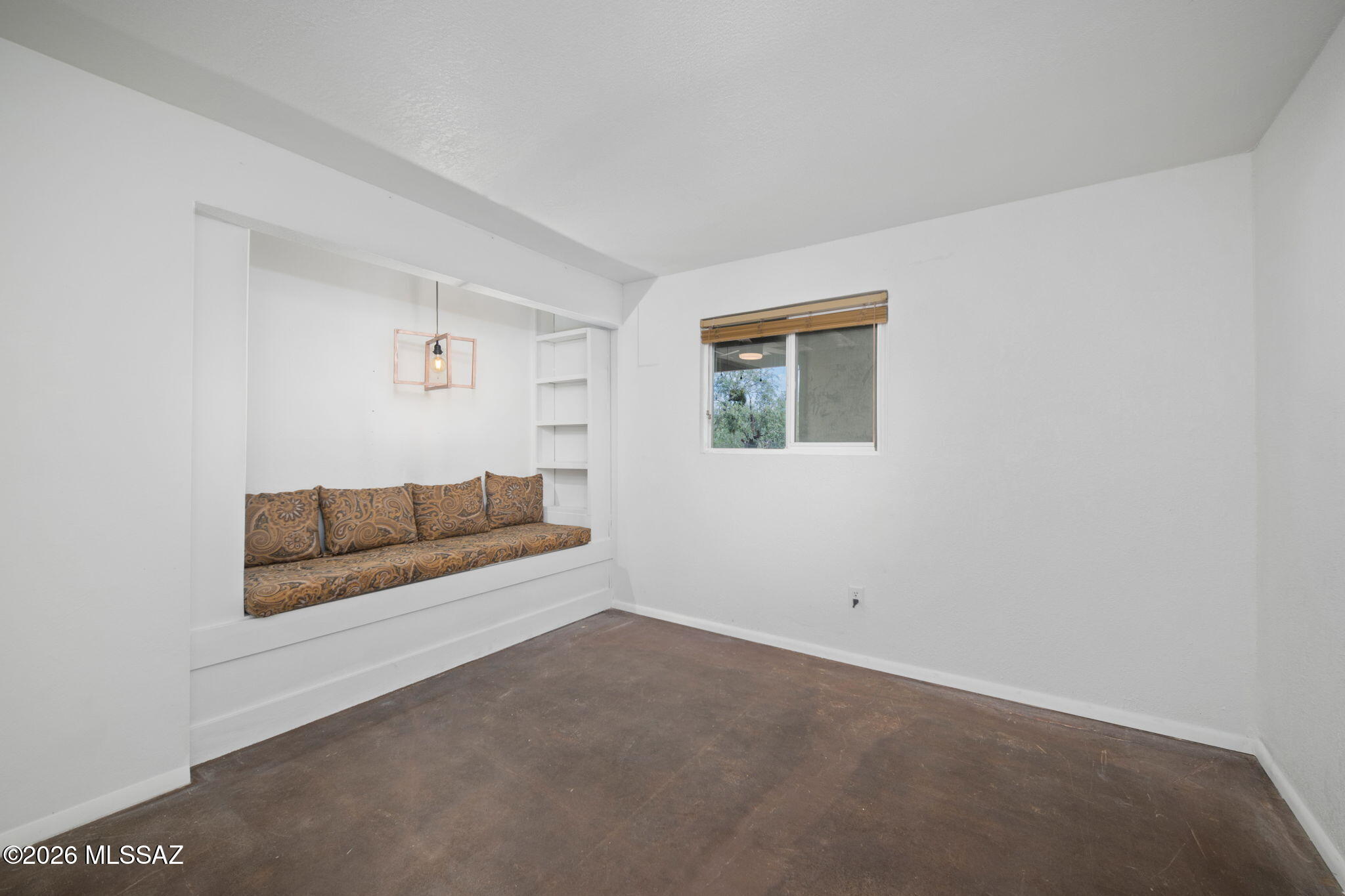 Casas Adobes Estates (541-618) - Residential