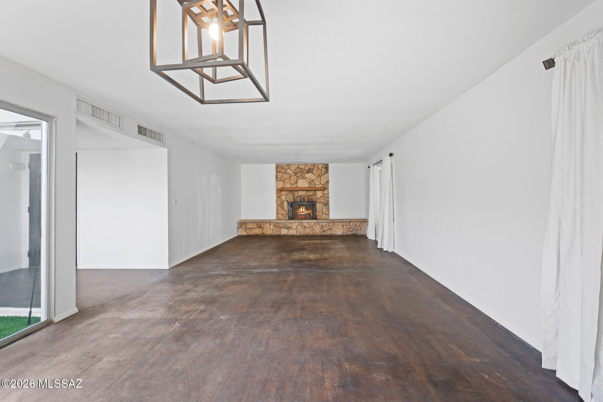 Casas Adobes Estates (541-618) - Residential
