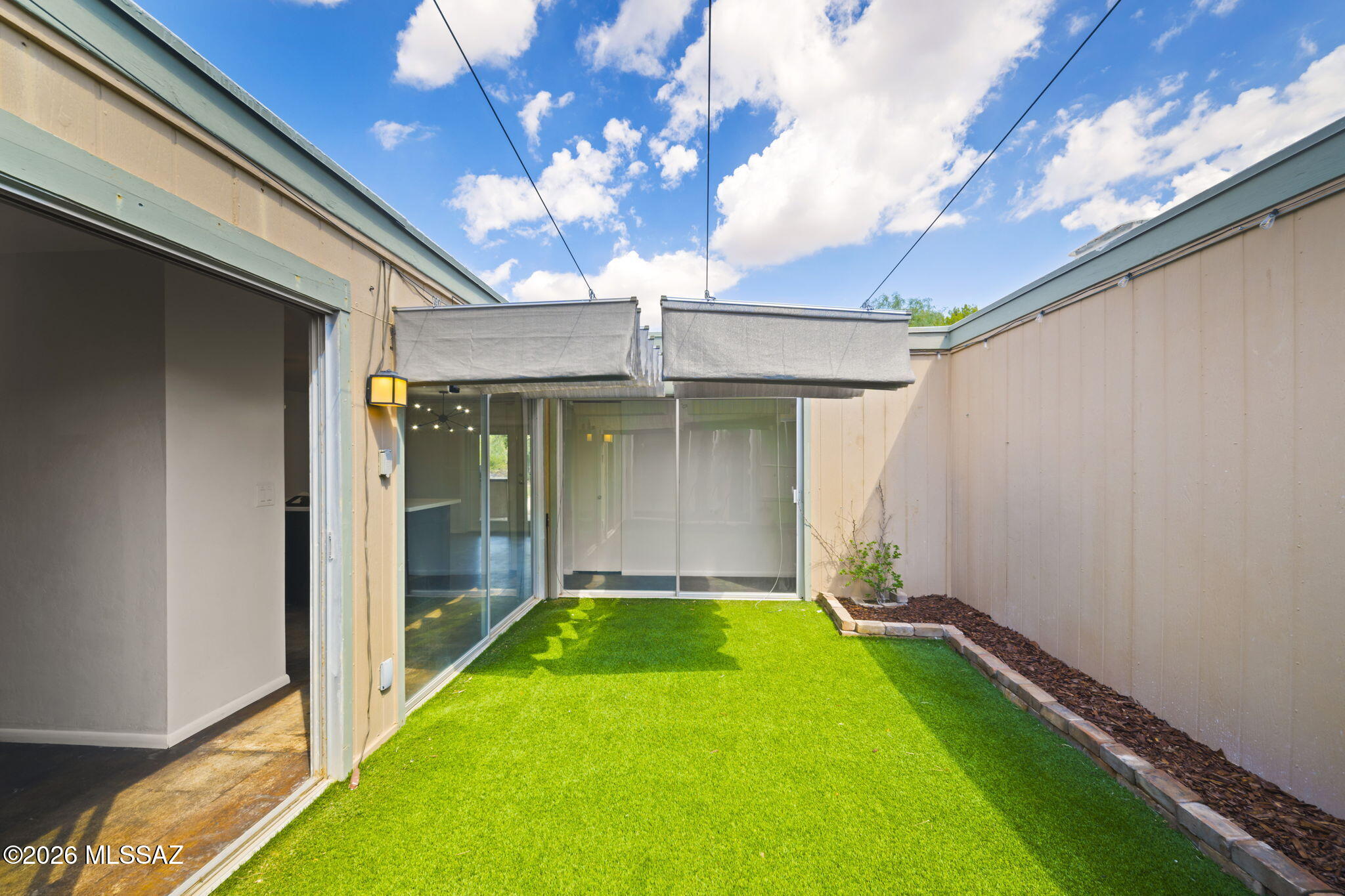 Casas Adobes Estates (541-618) - Residential