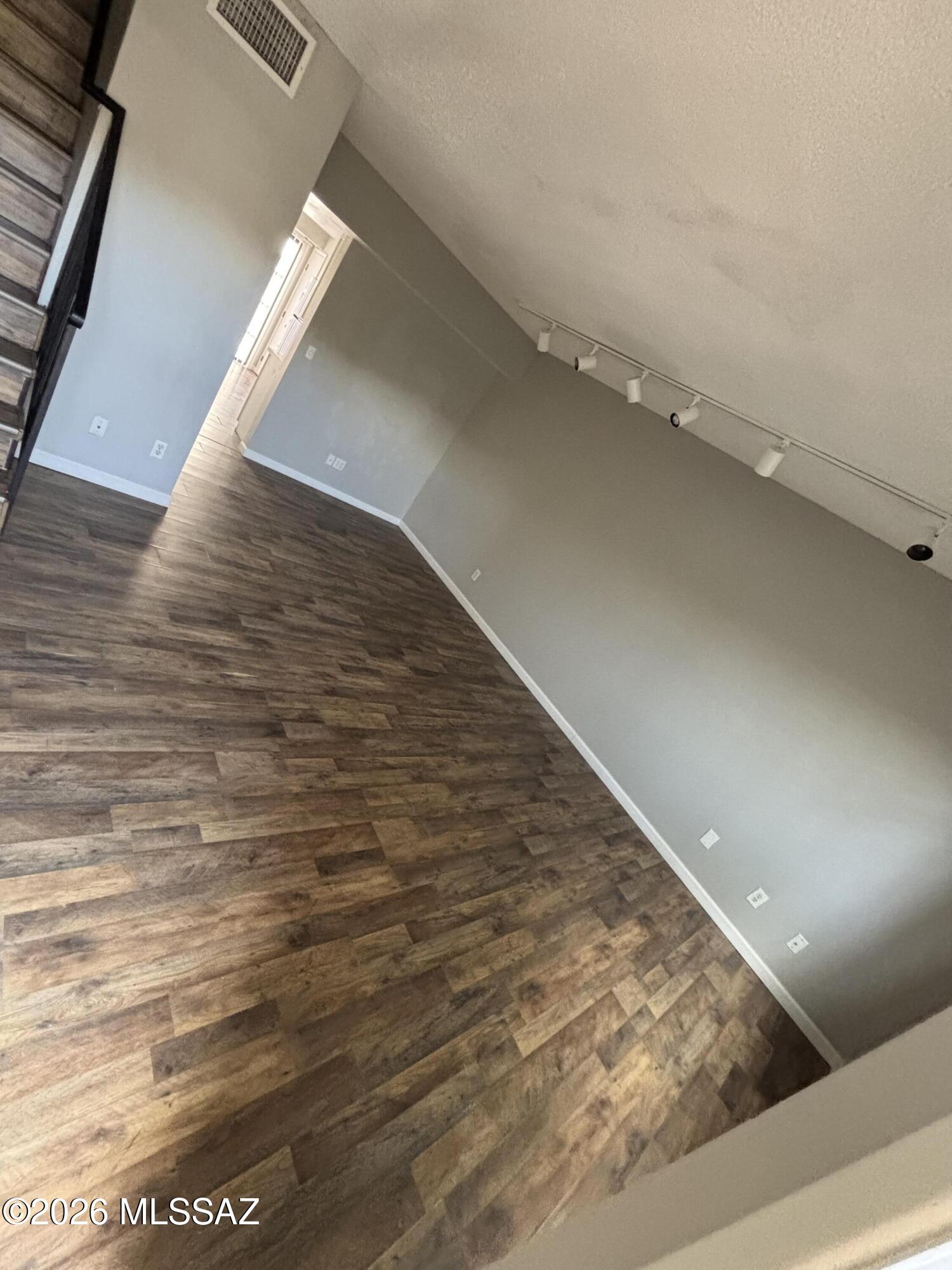 Euclid Point Condos (1-25) - Residential Lease