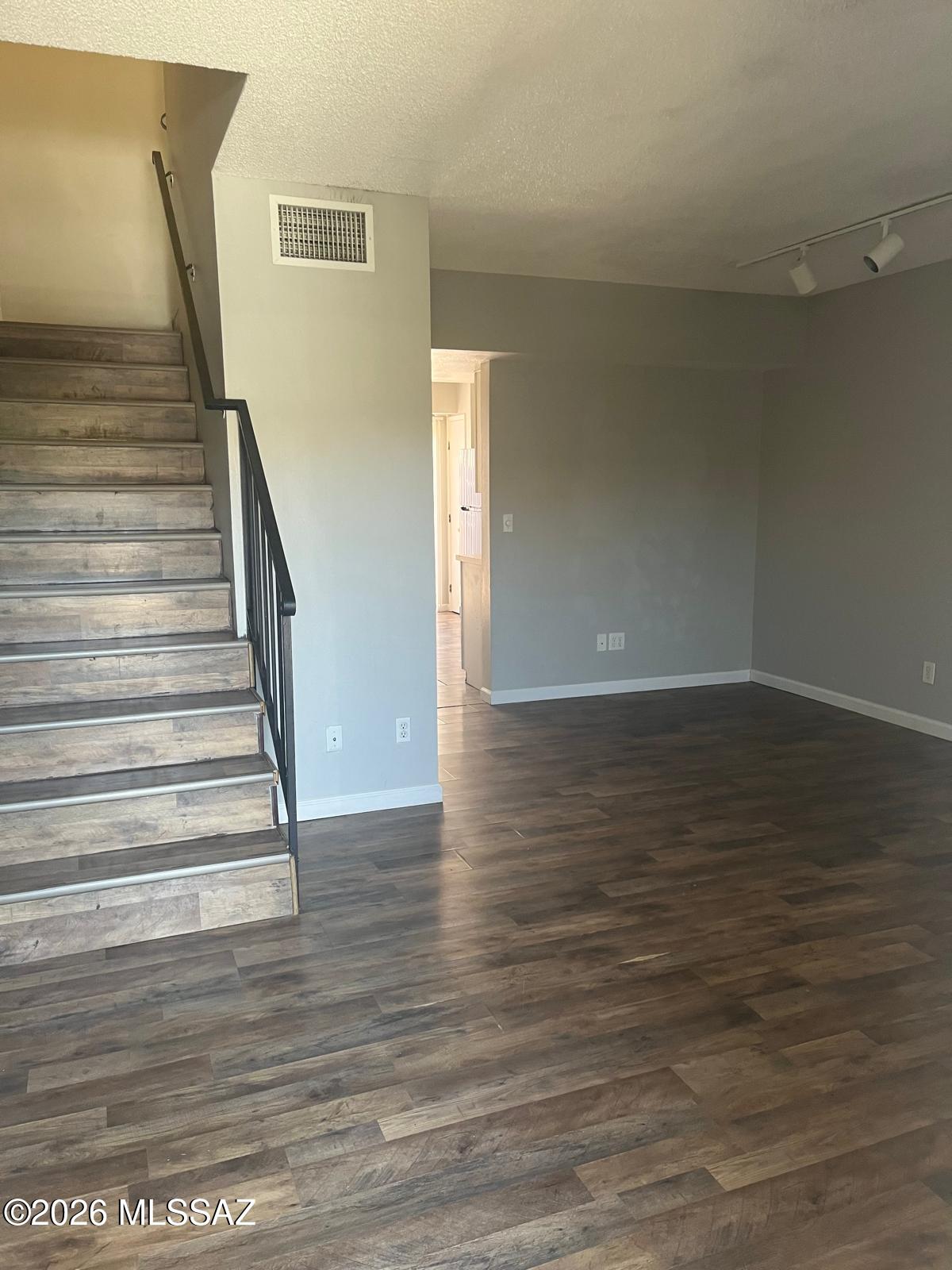 Euclid Point Condos (1-25) - Residential Lease