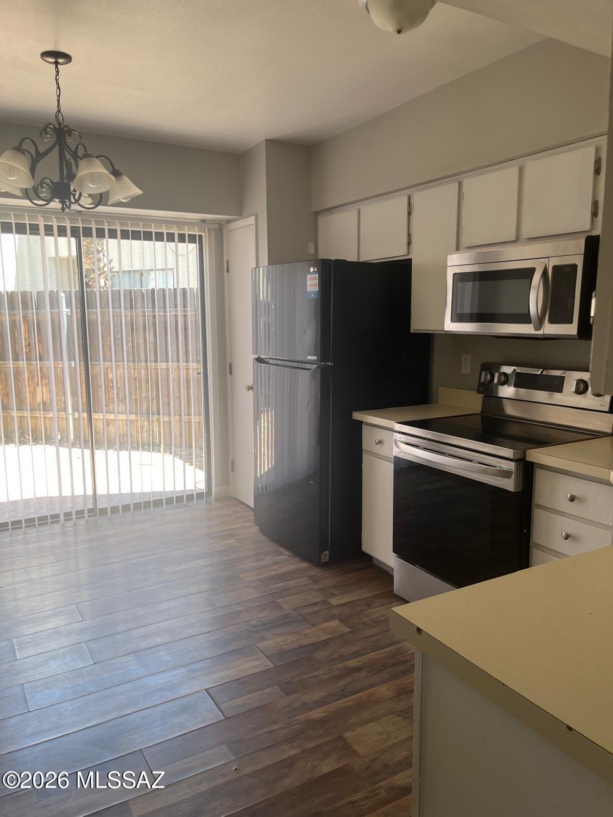 Euclid Point Condos (1-25) - Residential Lease