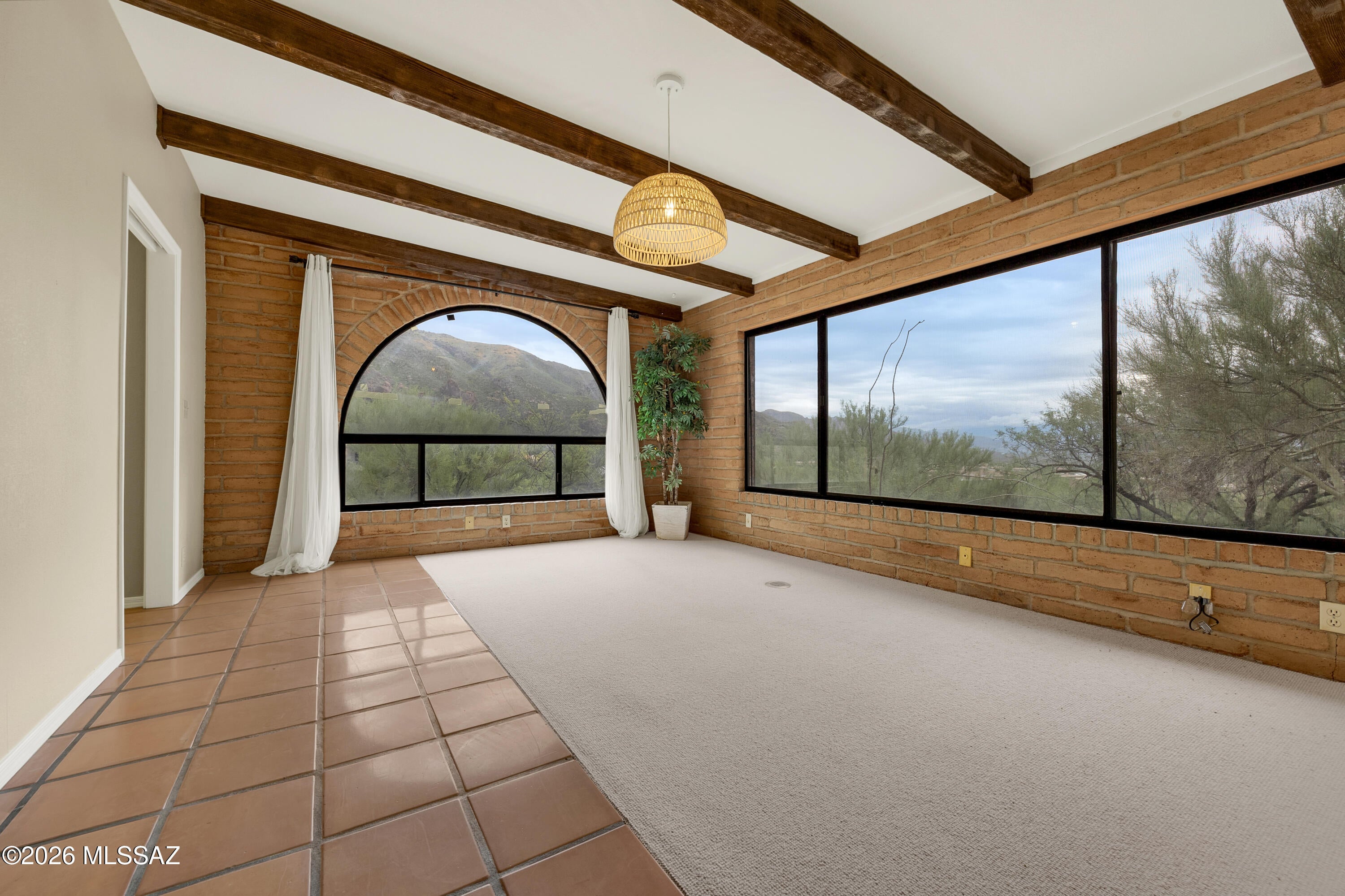 Finisterra (1-210) - Residential