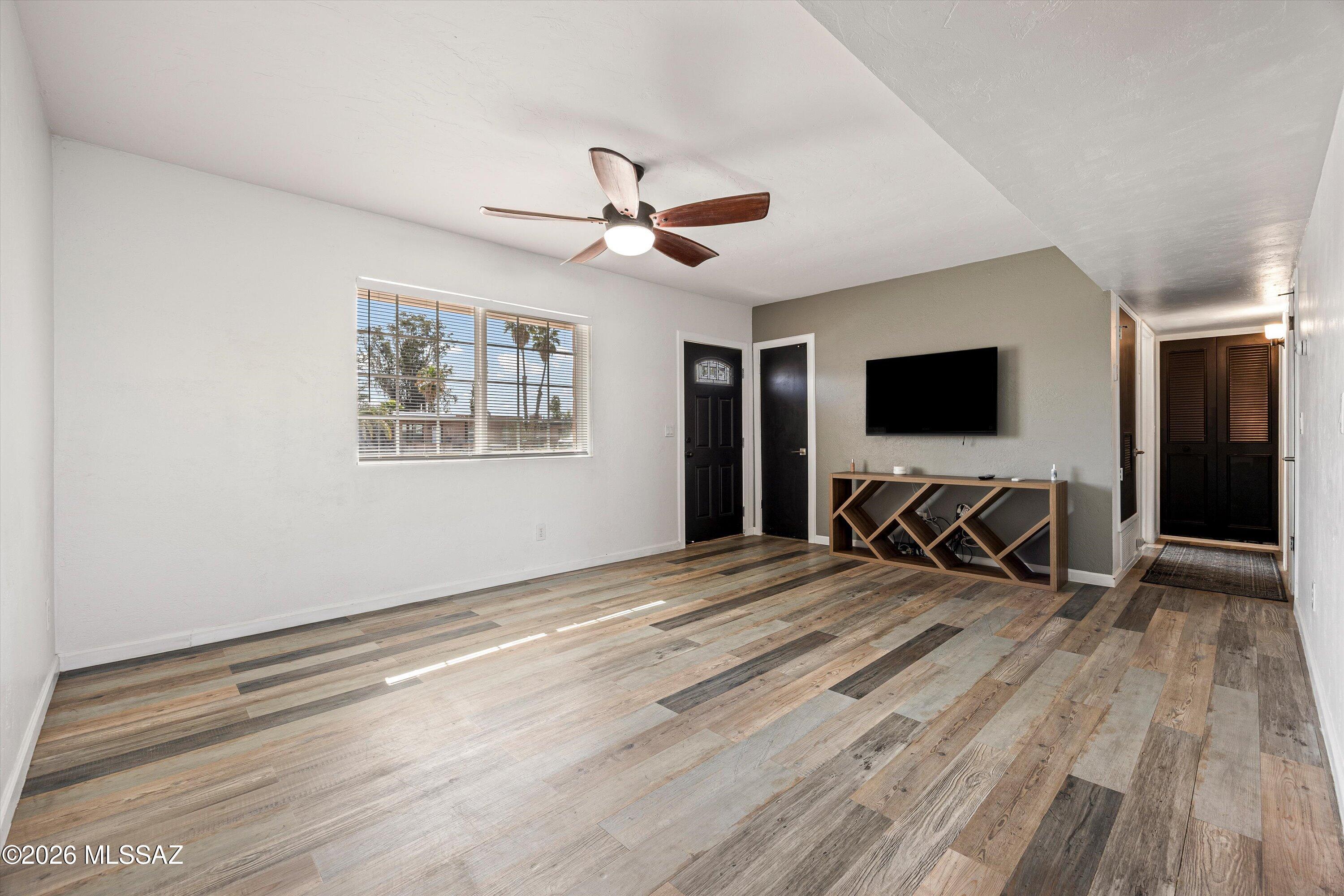 Orangewood Estates (110-212) - Residential