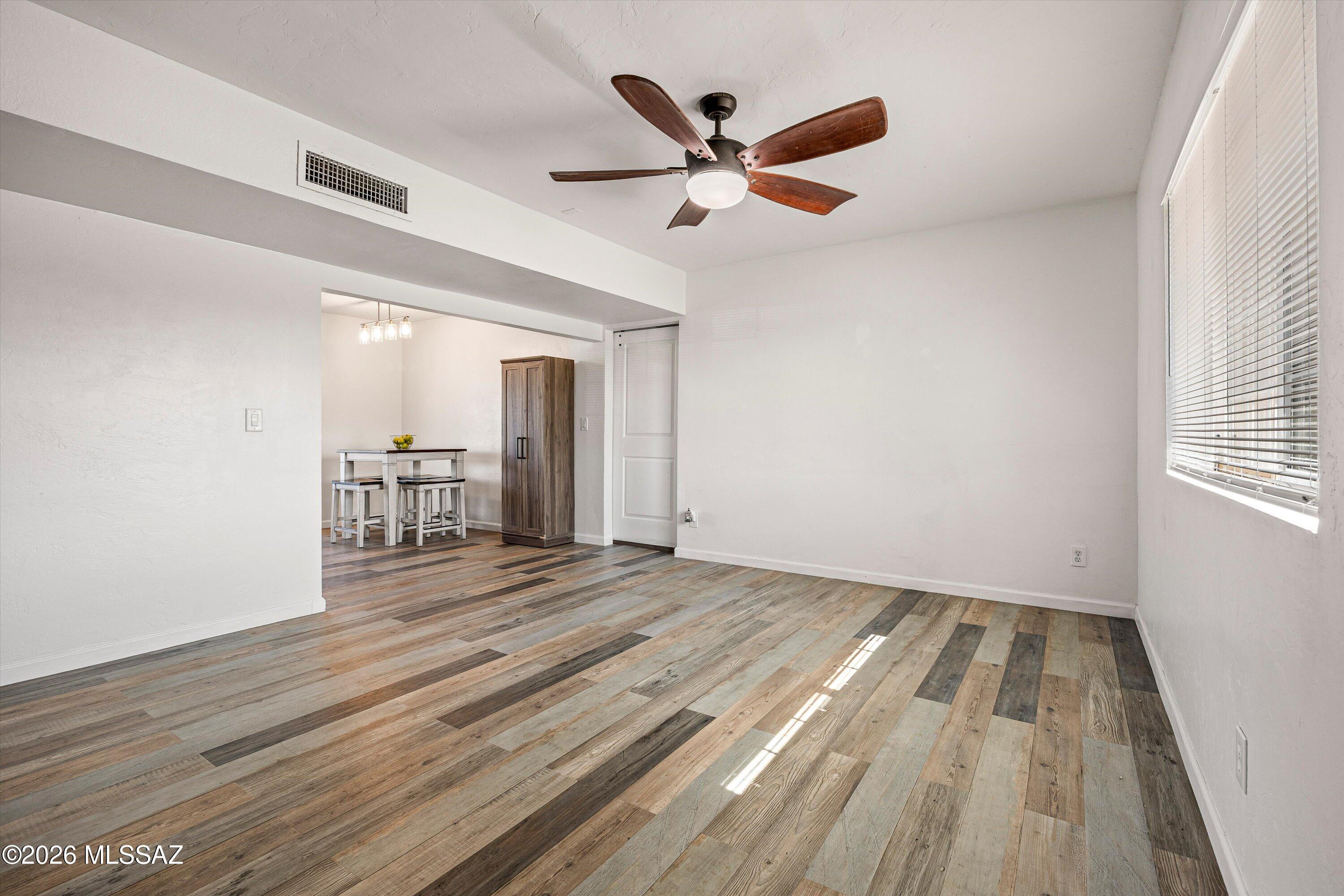 Orangewood Estates (110-212) - Residential