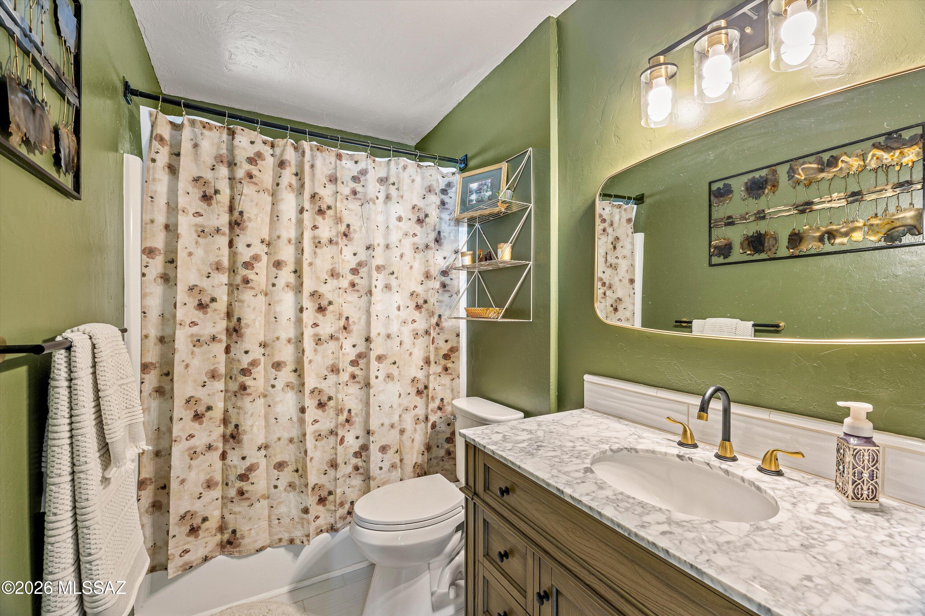 Orangewood Estates (110-212) - Residential