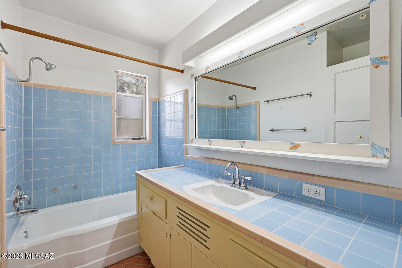 El Montevideo Estates - Residential