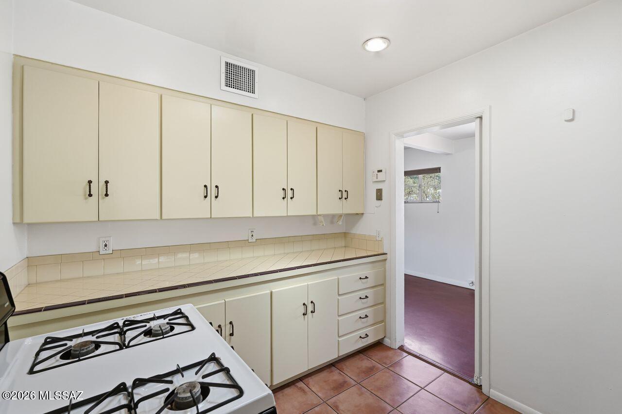 El Montevideo Estates - Residential