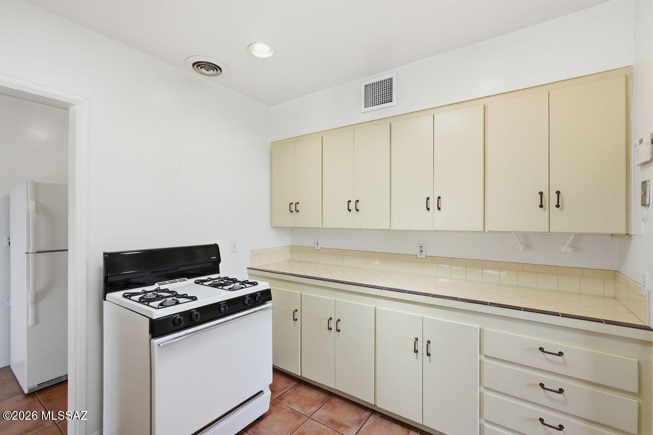 El Montevideo Estates - Residential