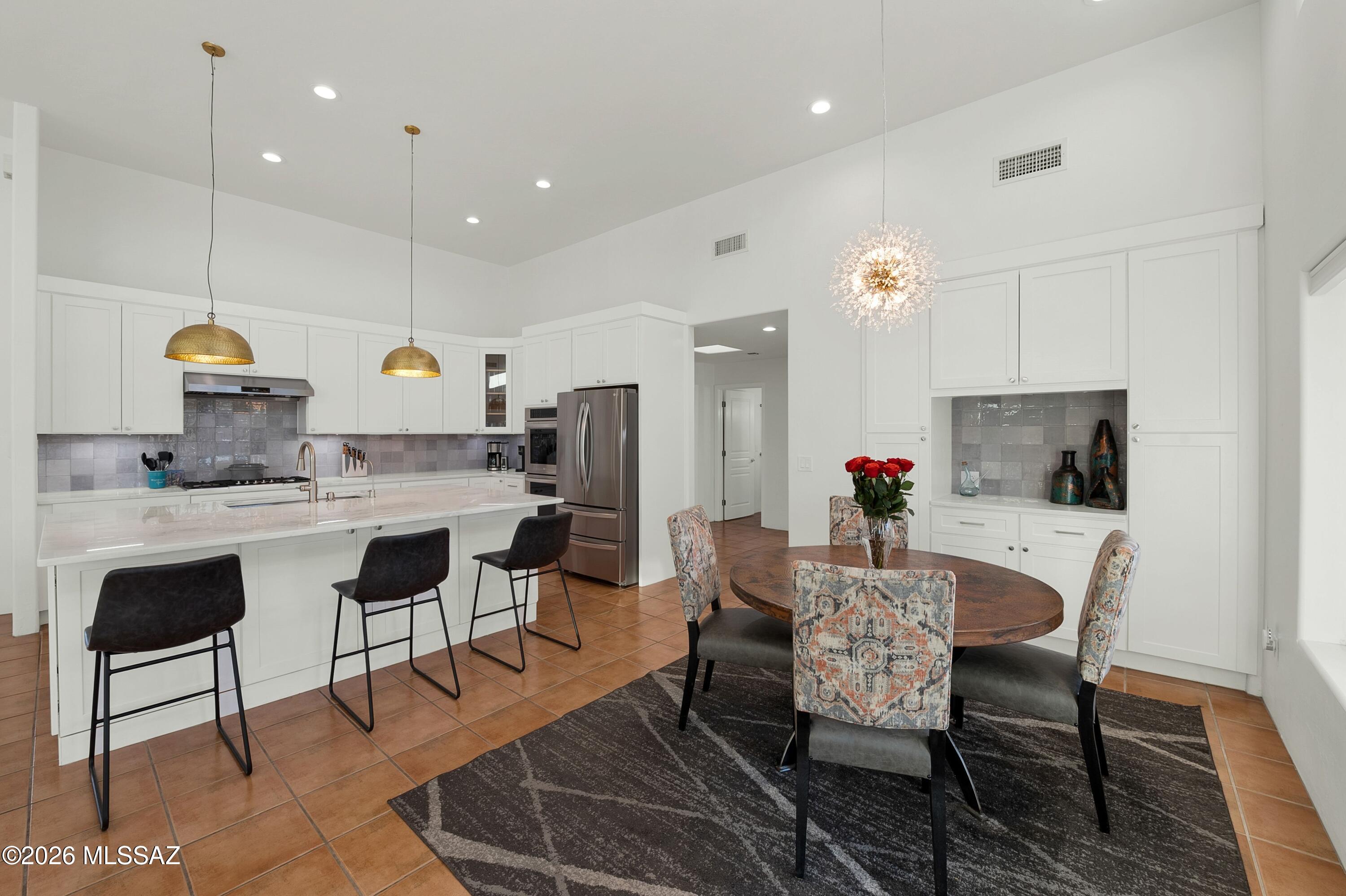 Montage Vista (1-29) - Residential