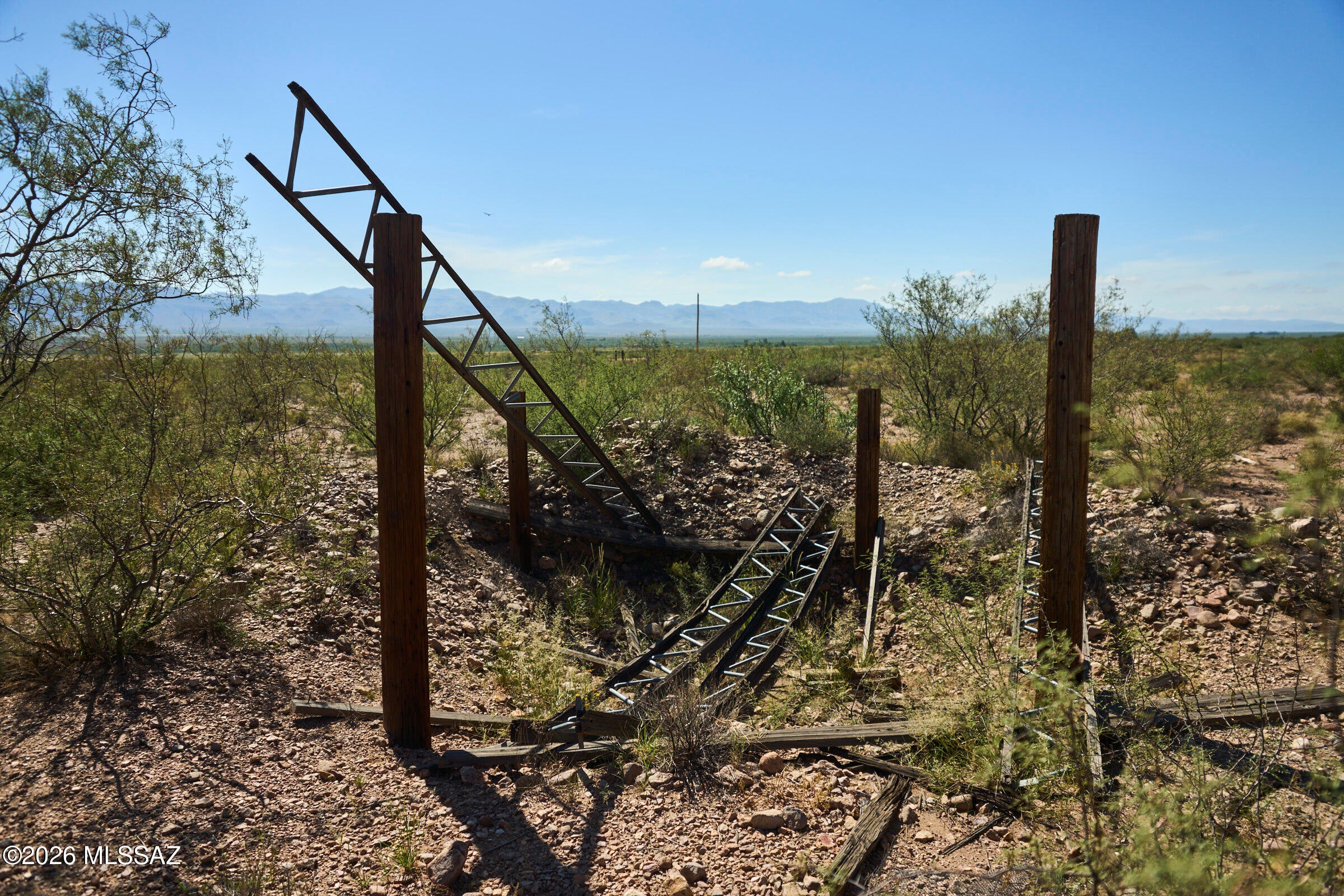 Out Of Pima County - Land