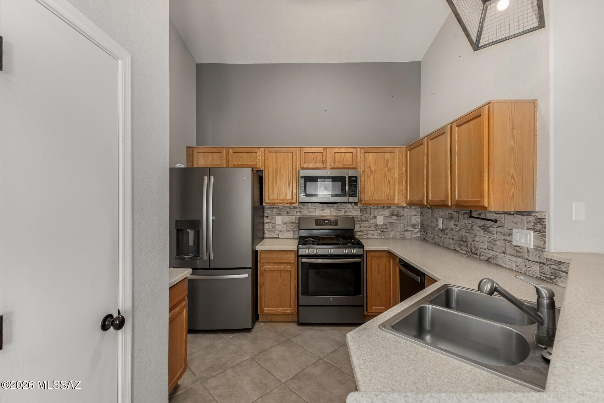 Desert Crossings at Rita Ranch (1-255) - Residential