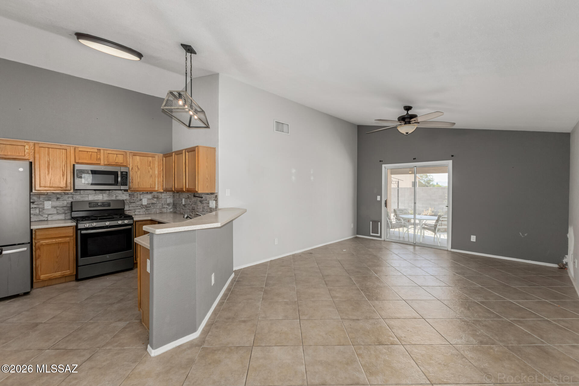 Desert Crossings at Rita Ranch (1-255) - Residential