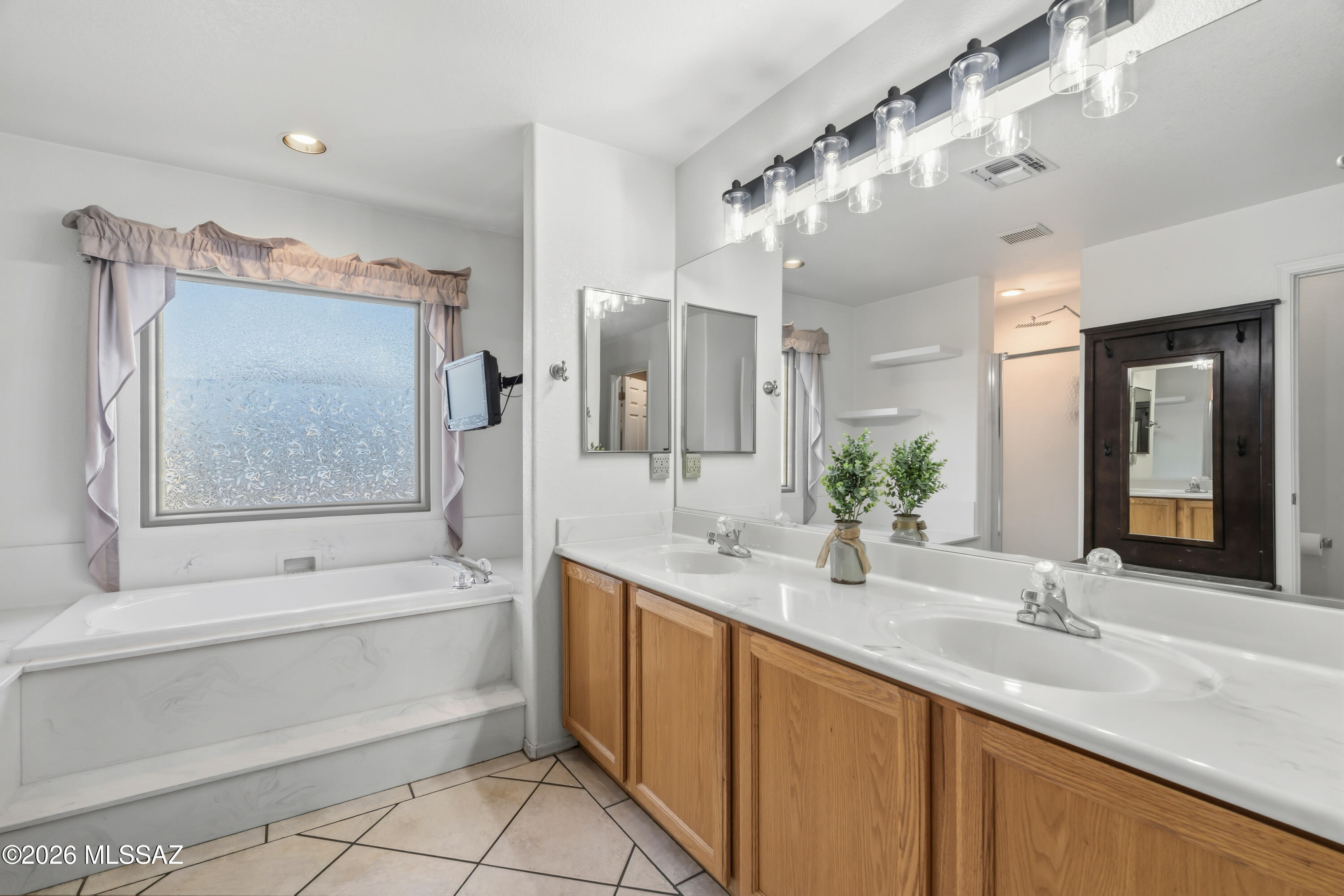 Catalina at Canada Hills (1-61) - Residential