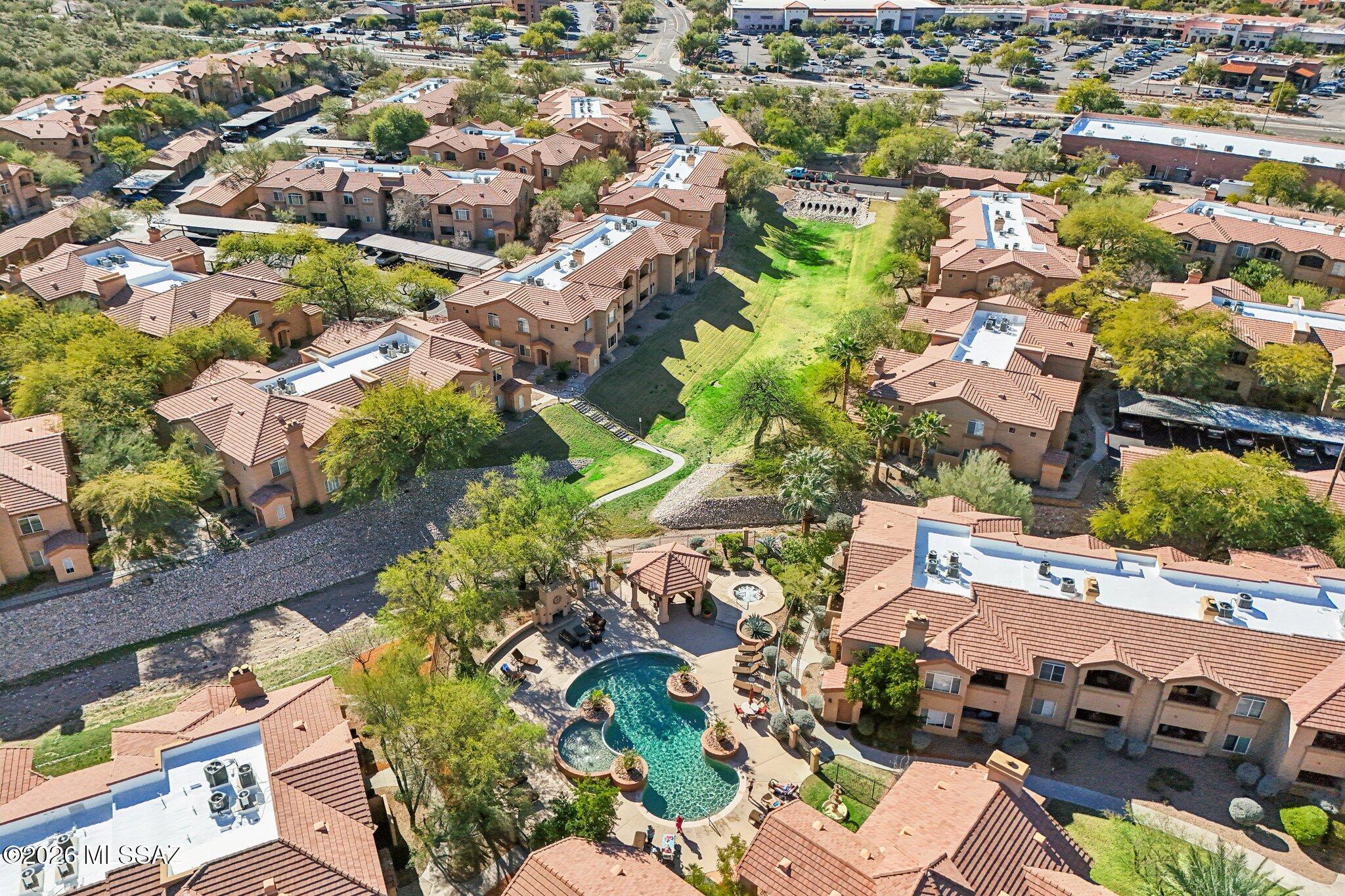 Pinnacle Canyon Condominium - Residential