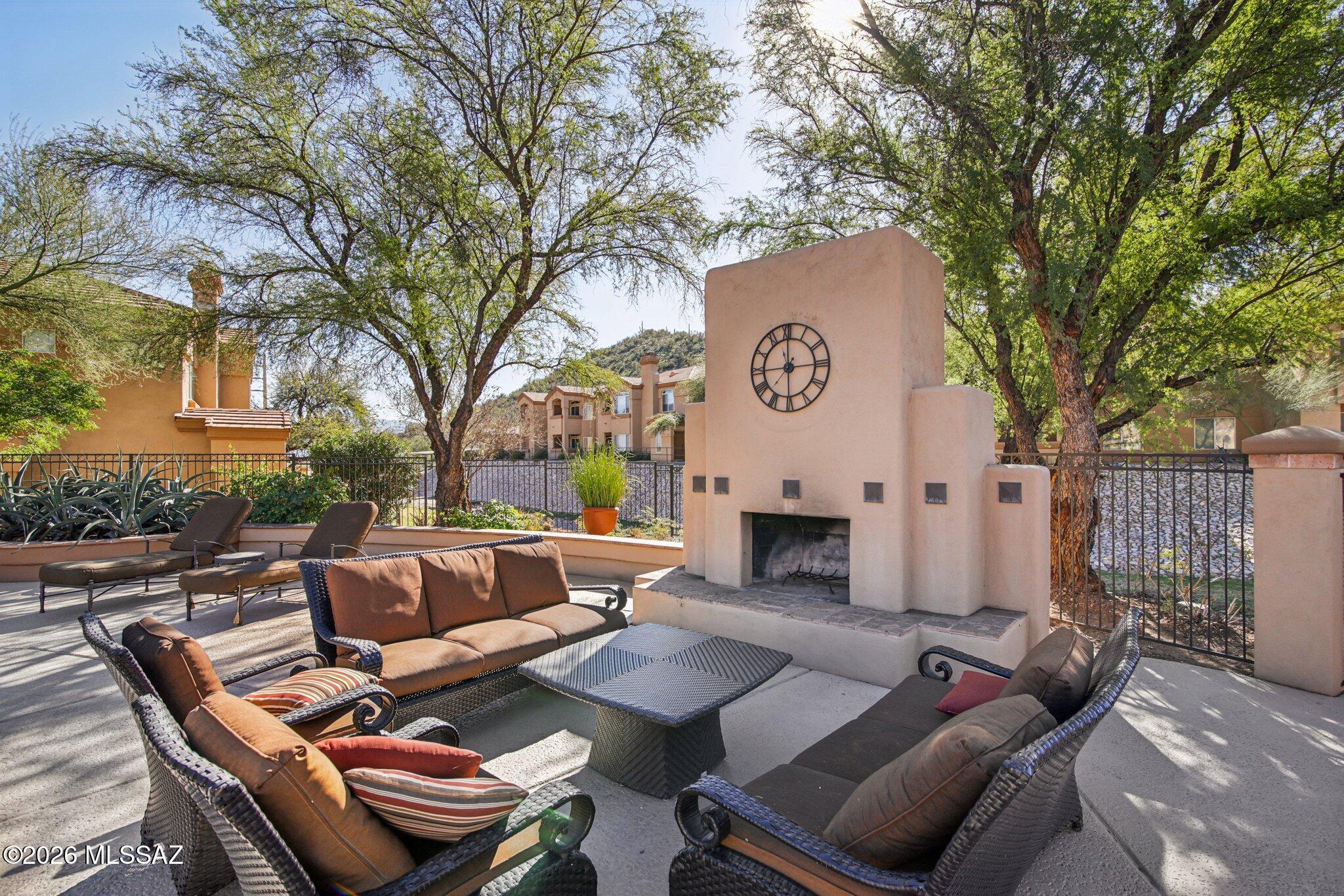 Pinnacle Canyon Condominium - Residential