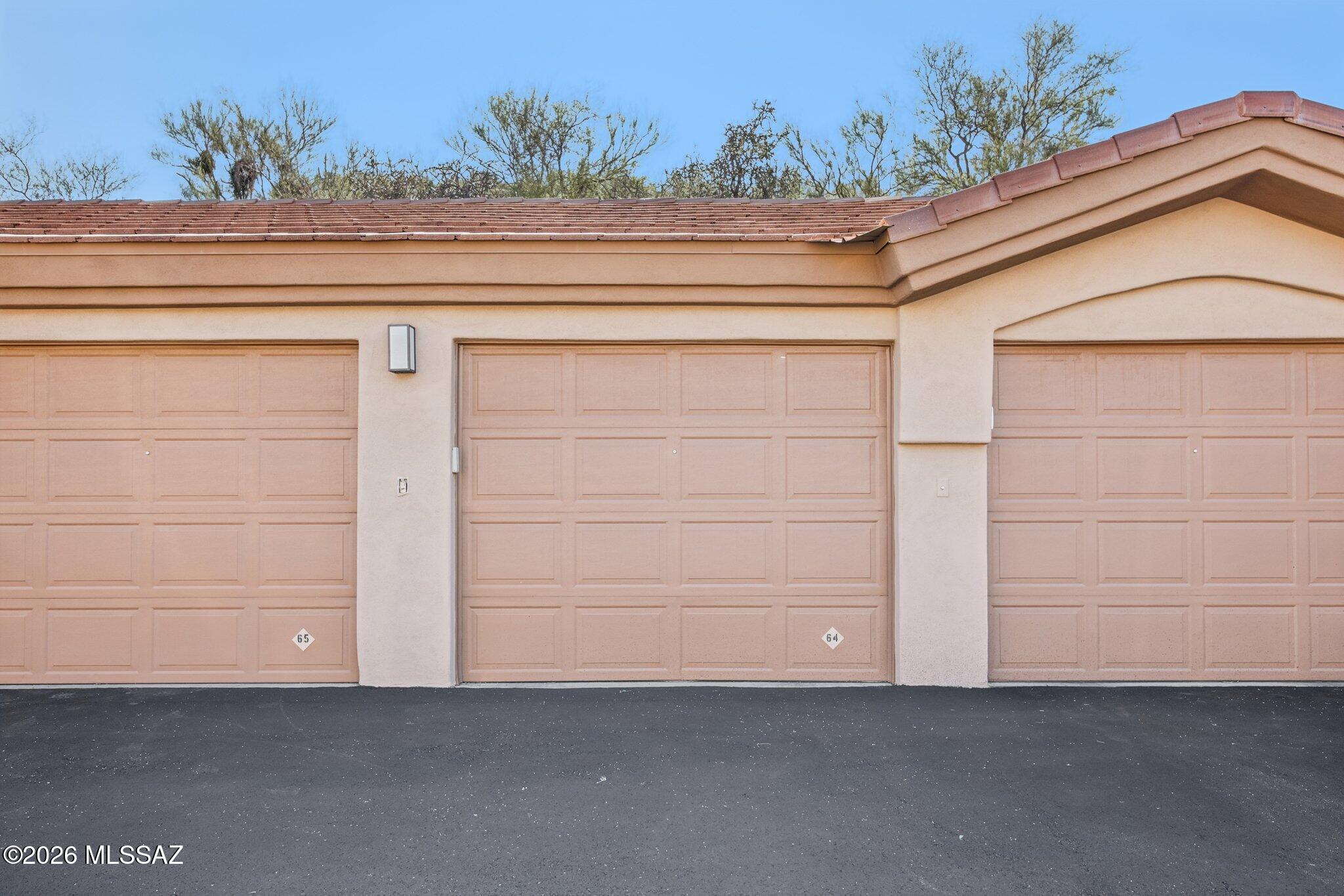 Pinnacle Canyon Condominium - Residential
