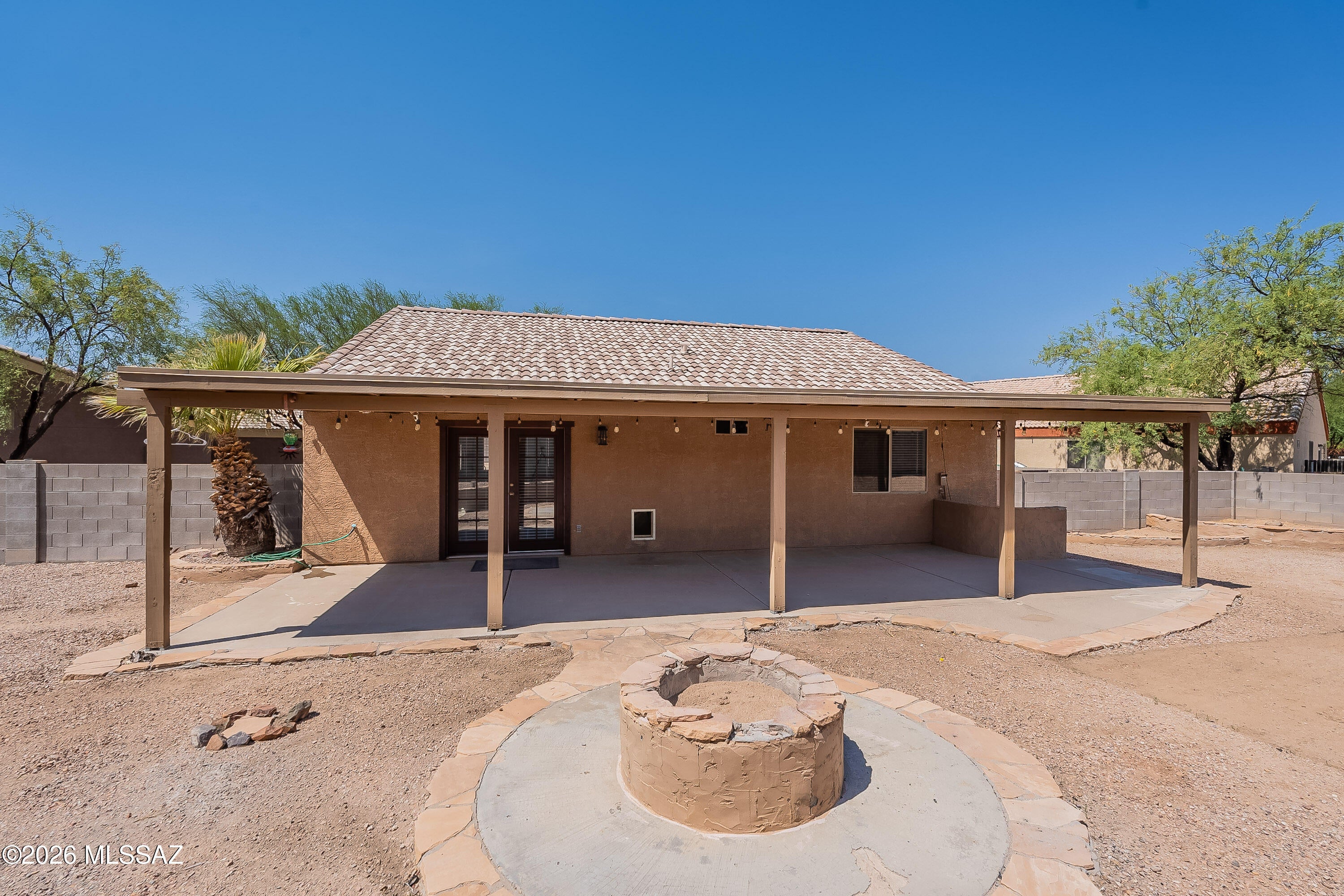 Diamond Key At Rita Ranch NO. 2 (1-67) - Residential Lease