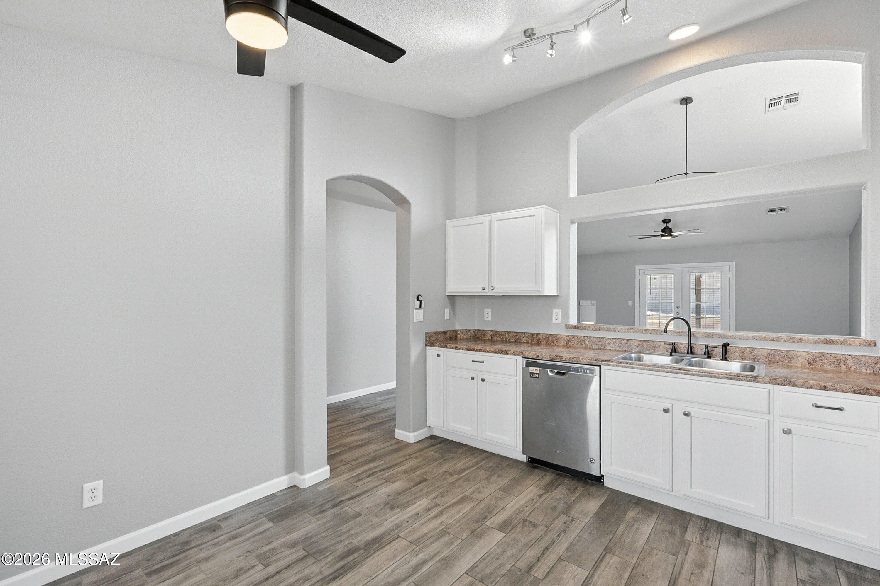 Diamond Key At Rita Ranch NO. 2 (1-67) - Residential Lease