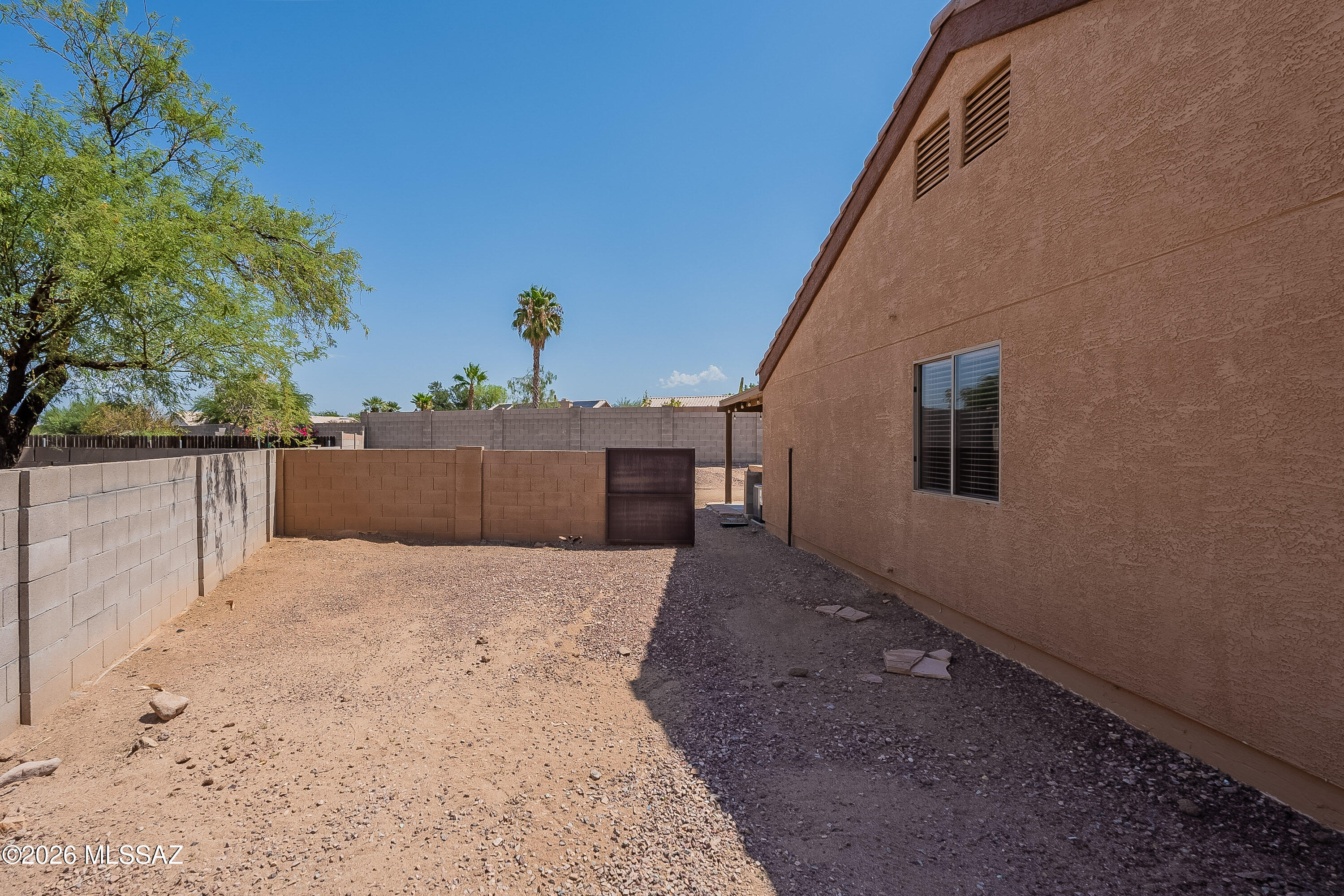 Diamond Key At Rita Ranch NO. 2 (1-67) - Residential Lease