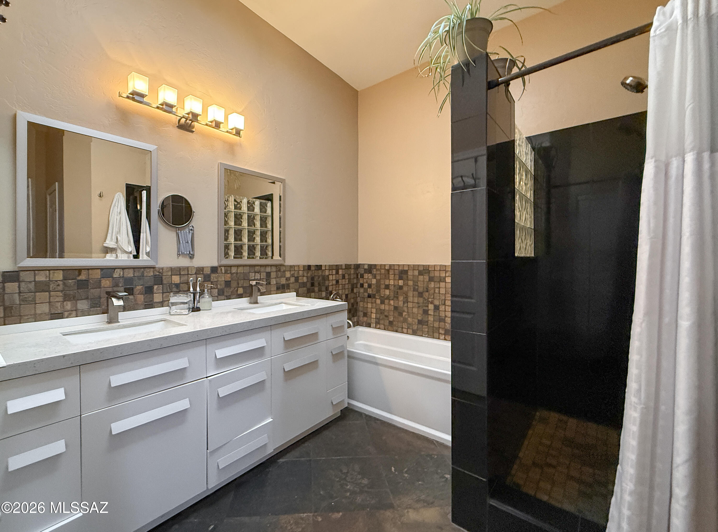 Catalina Shadows Estates (69-540) - Residential