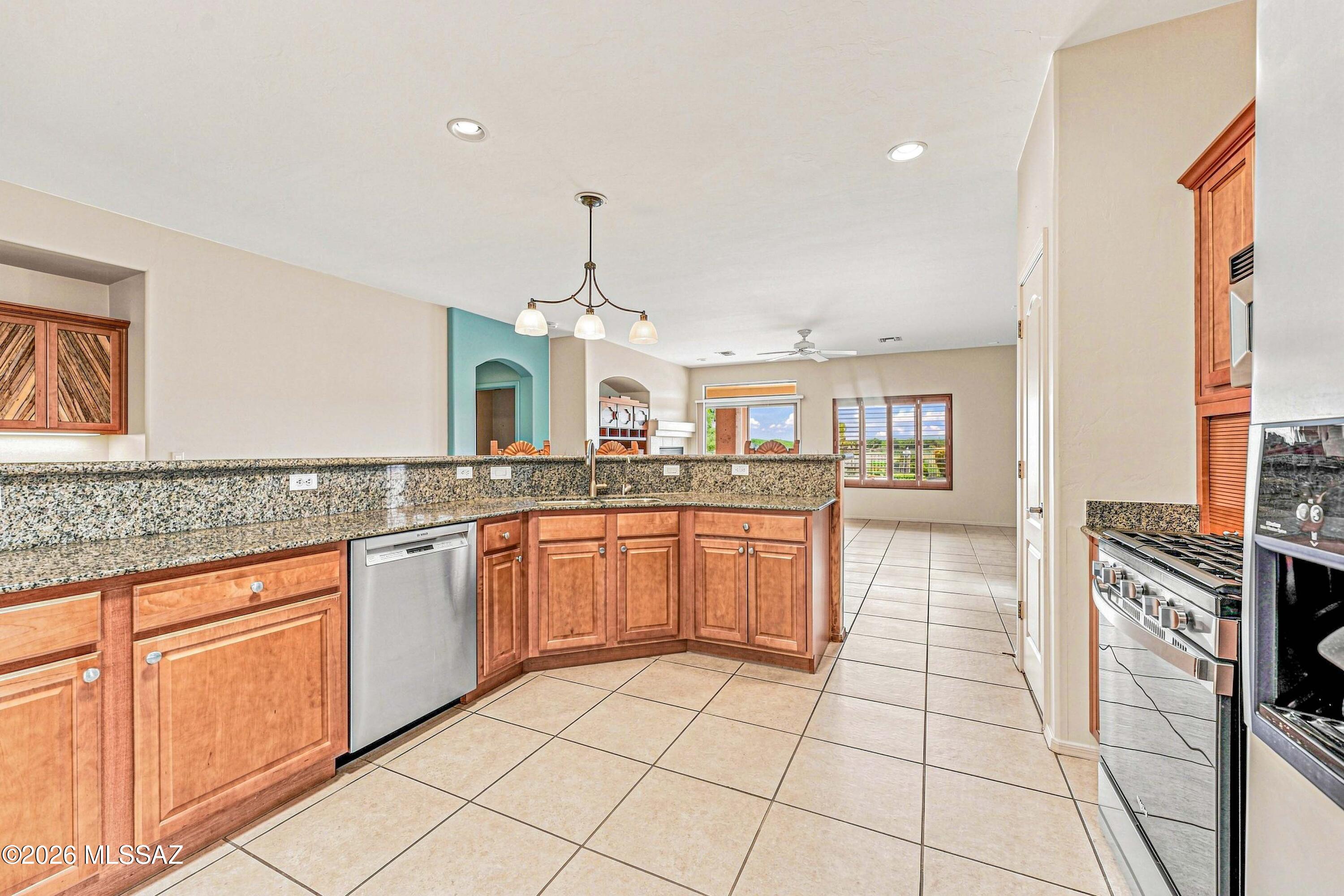 De Anza Links (1-22) - Residential