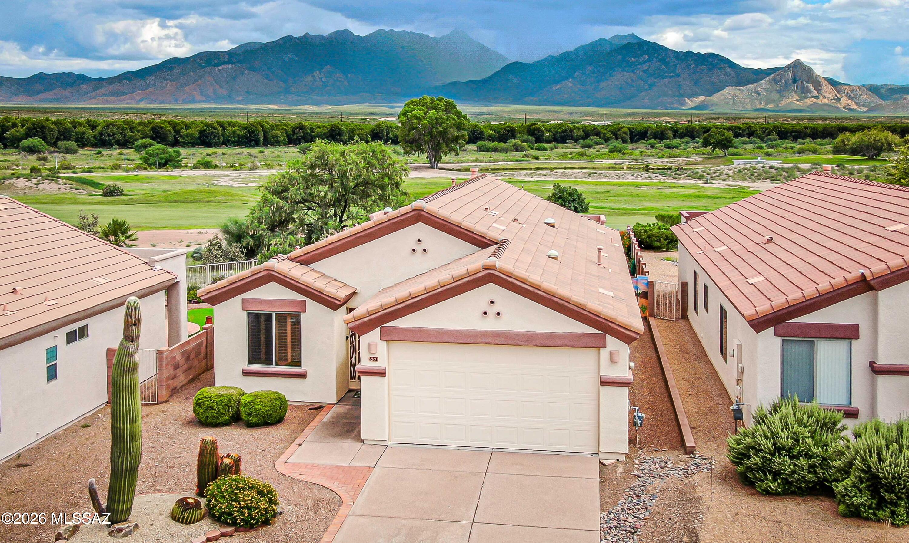 De Anza Links (1-22) - Residential