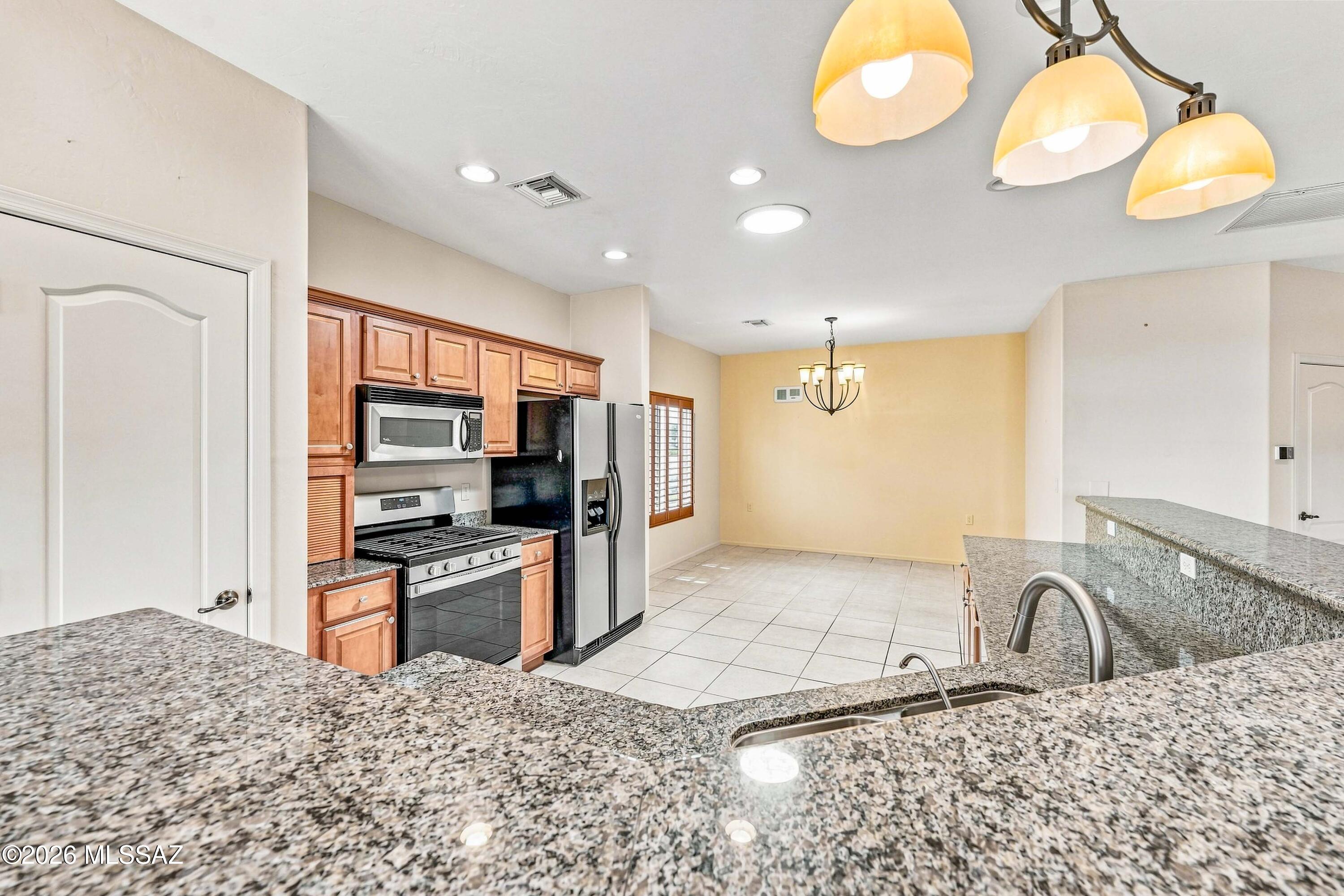 De Anza Links (1-22) - Residential