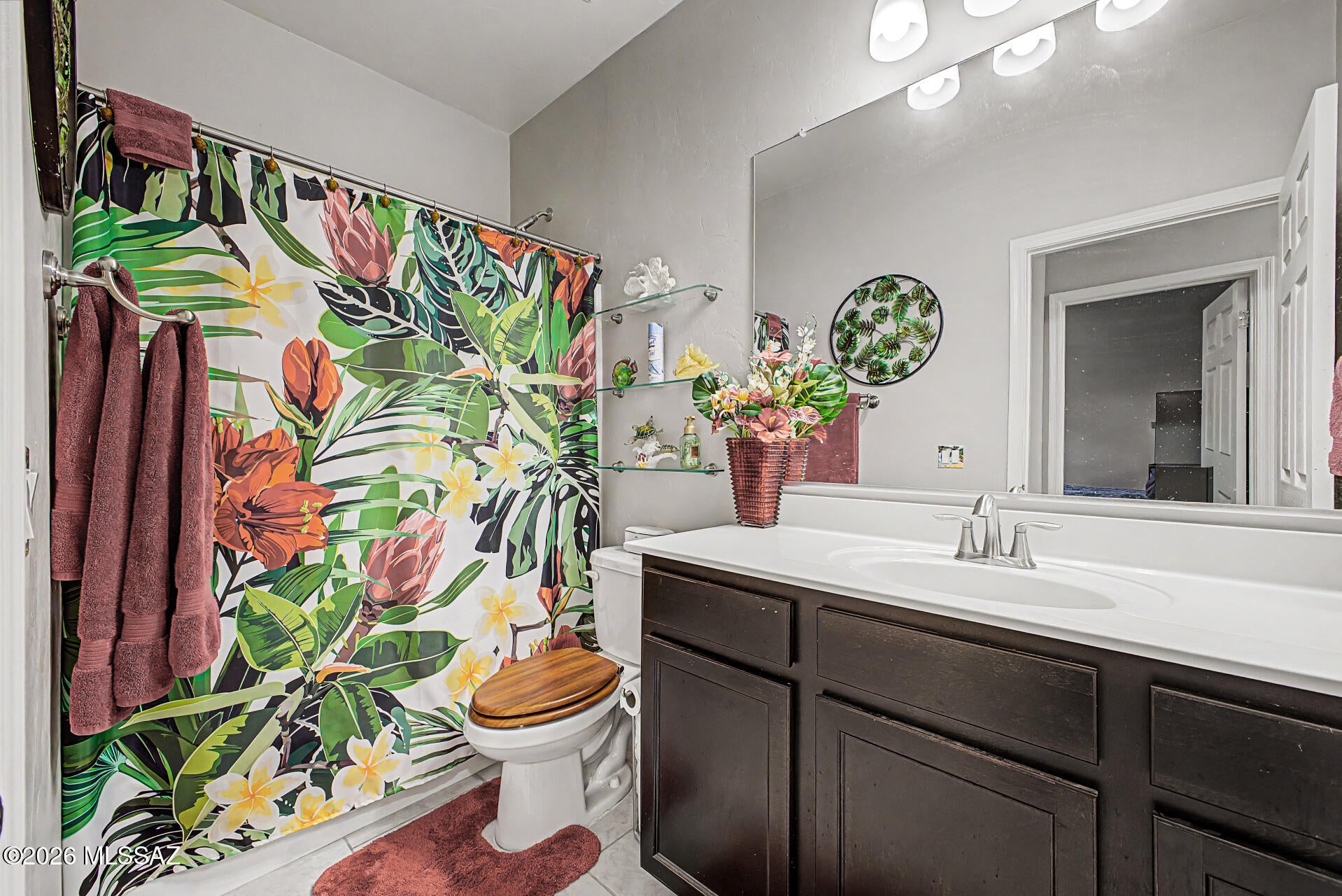 Vista Del Lago Norte SQ20140780198 - Residential