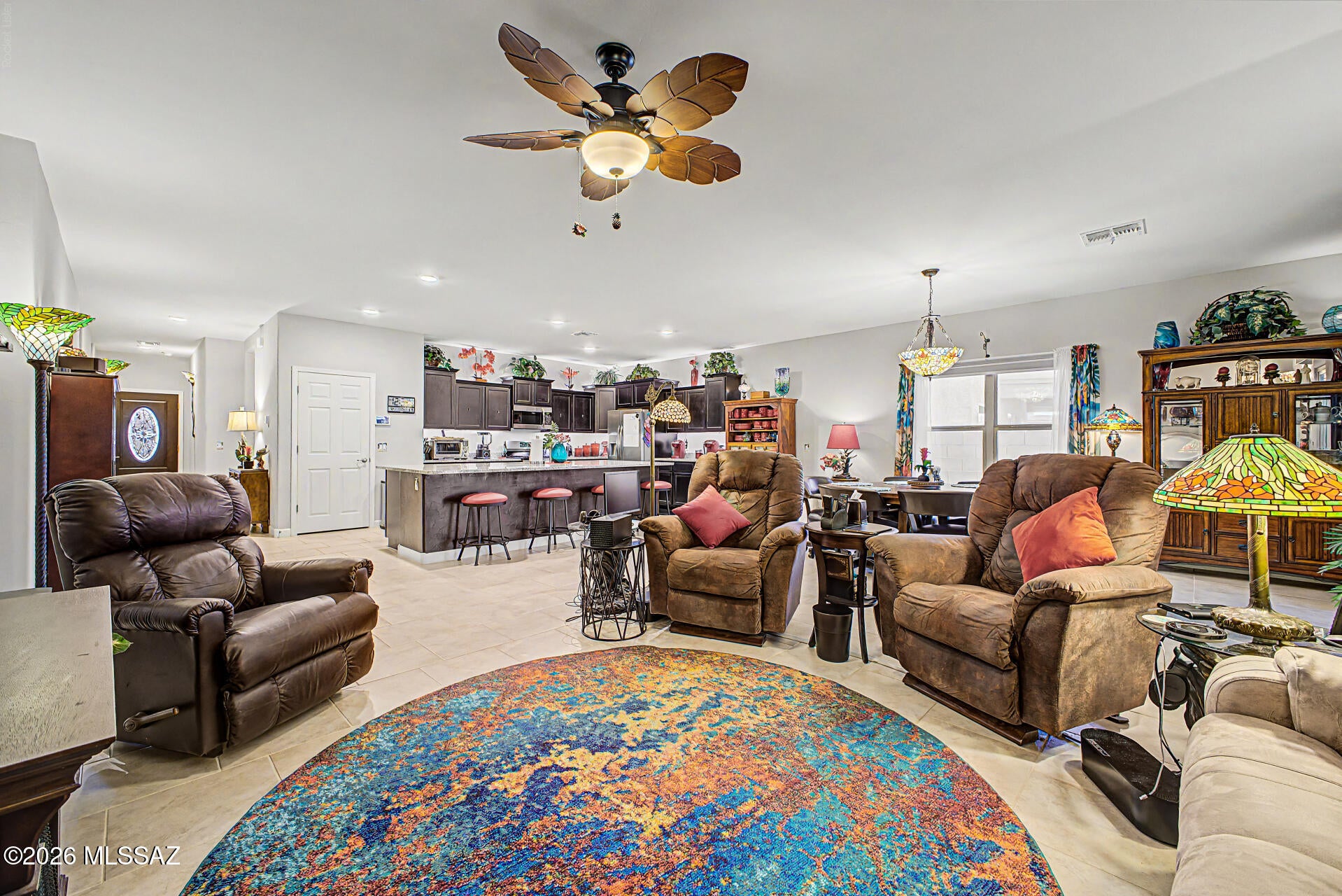 Vista Del Lago Norte SQ20140780198 - Residential