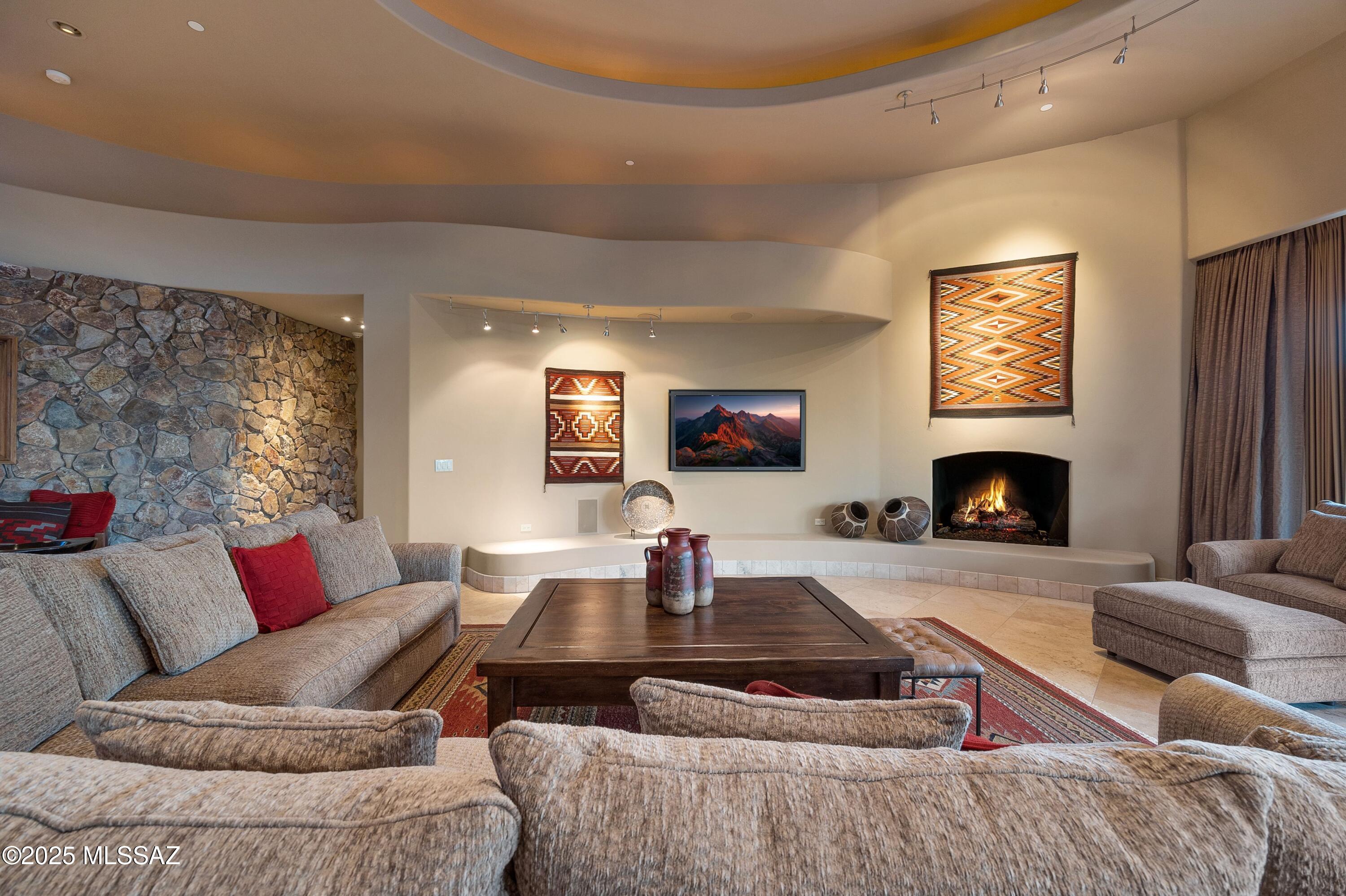 Stone Canyon II - Residential