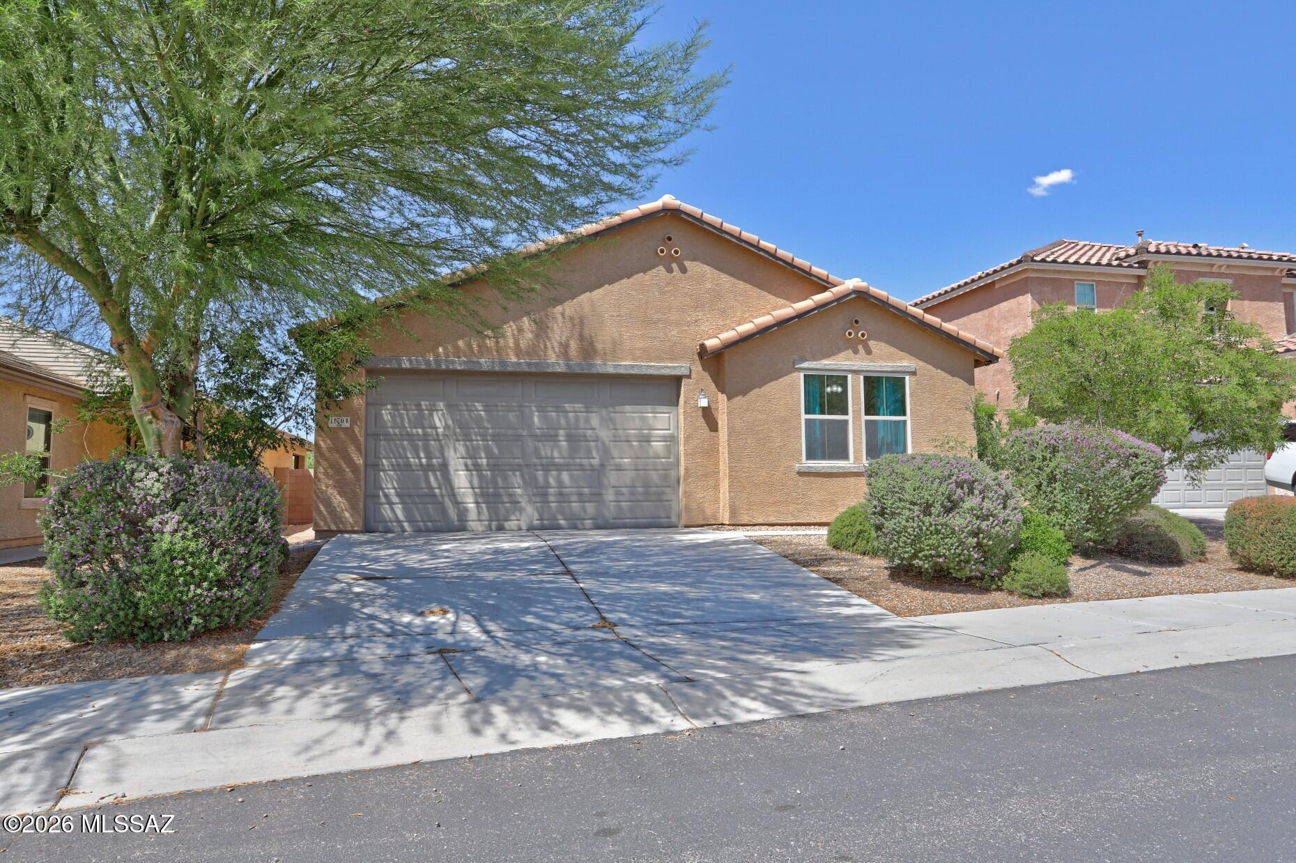Gladden Farms BLK 13-15 - Residential Lease