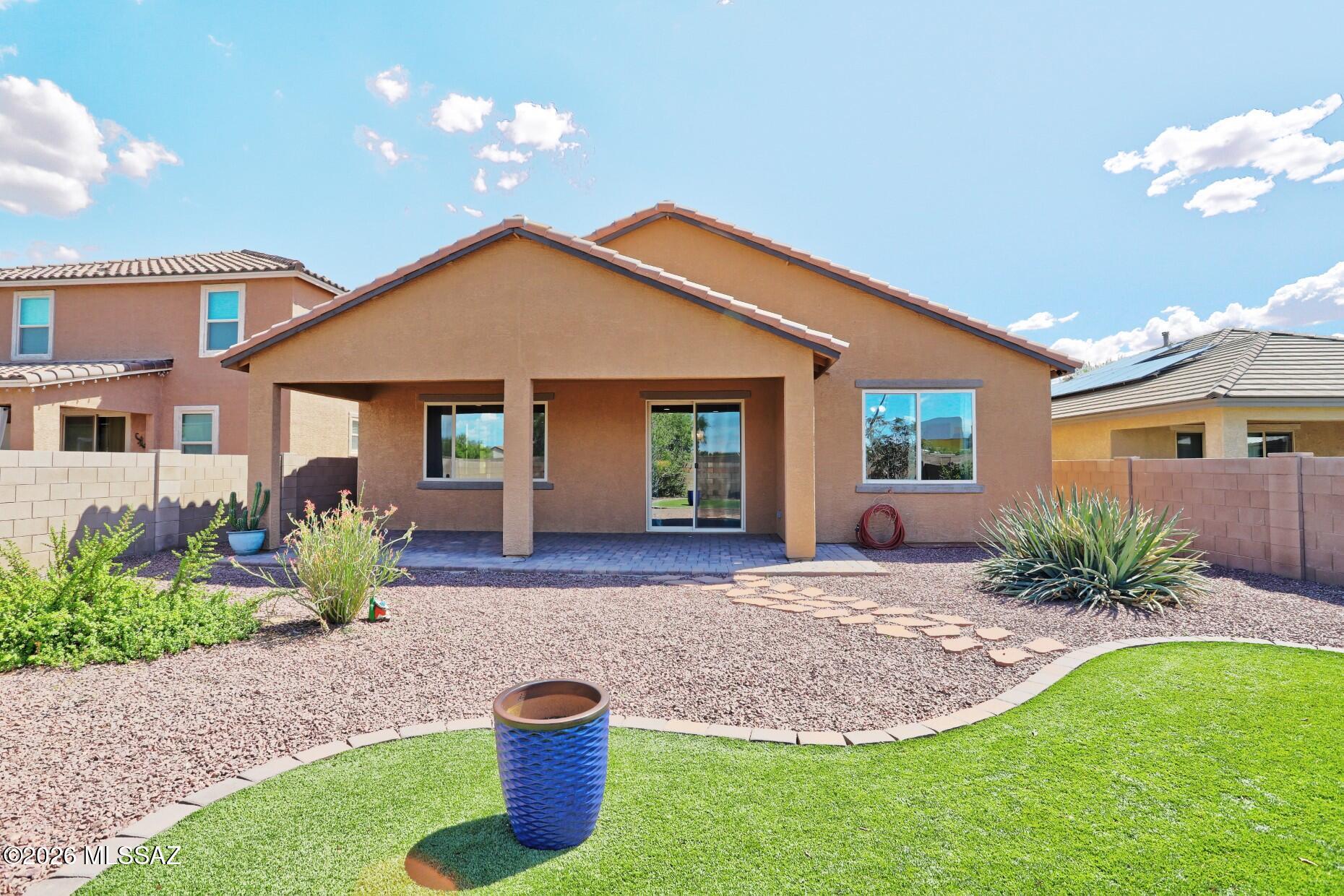 Gladden Farms BLK 13-15 - Residential Lease