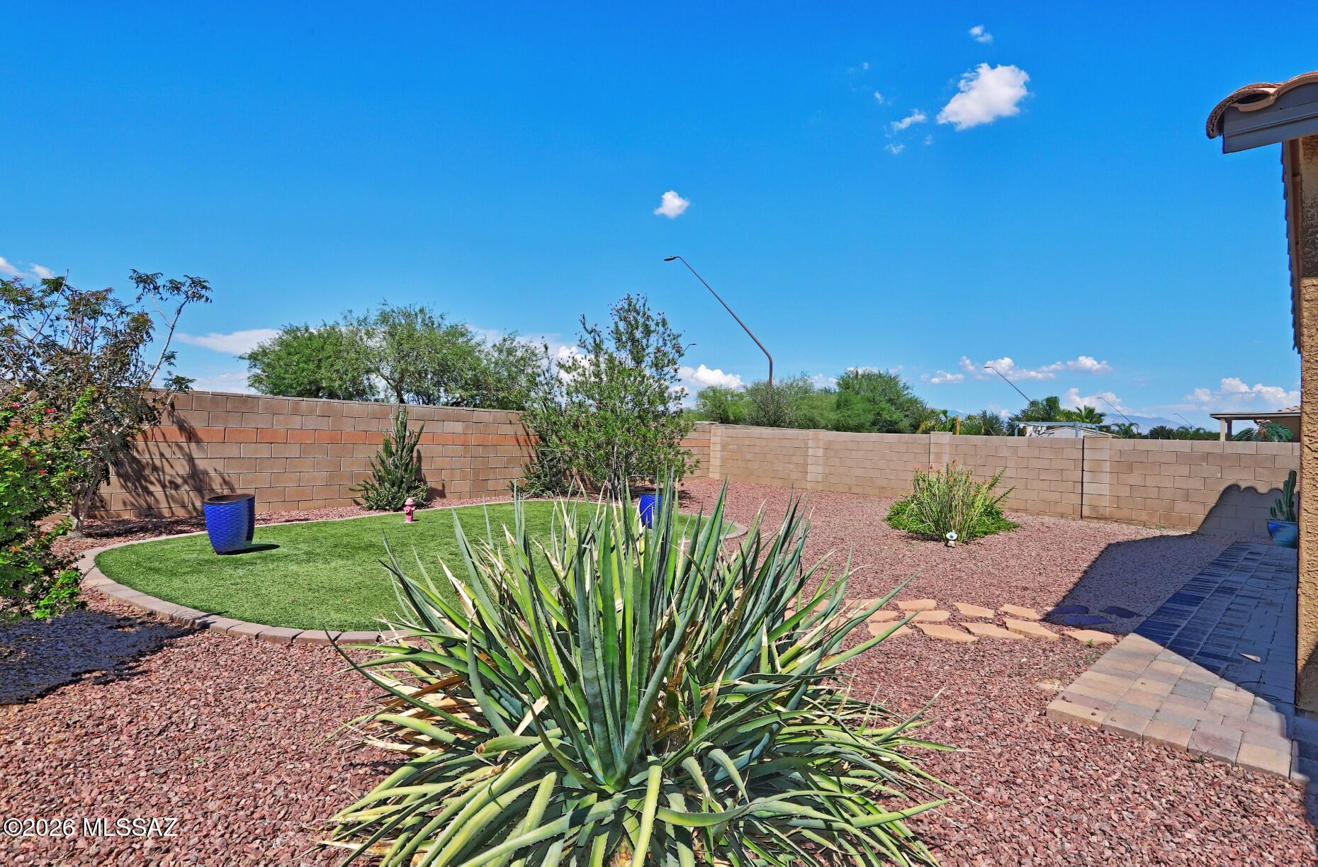 Gladden Farms BLK 13-15 - Residential Lease