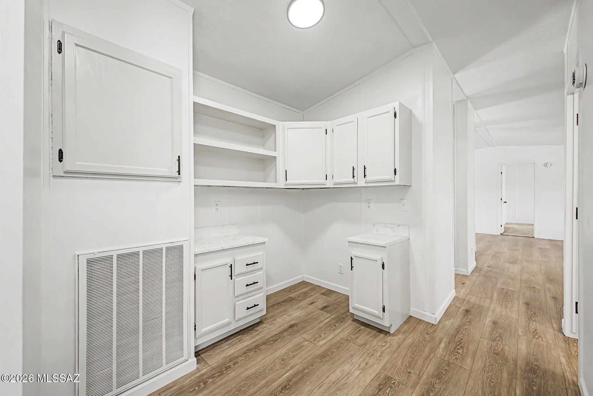 J Six Ranchettes 5 - Residential