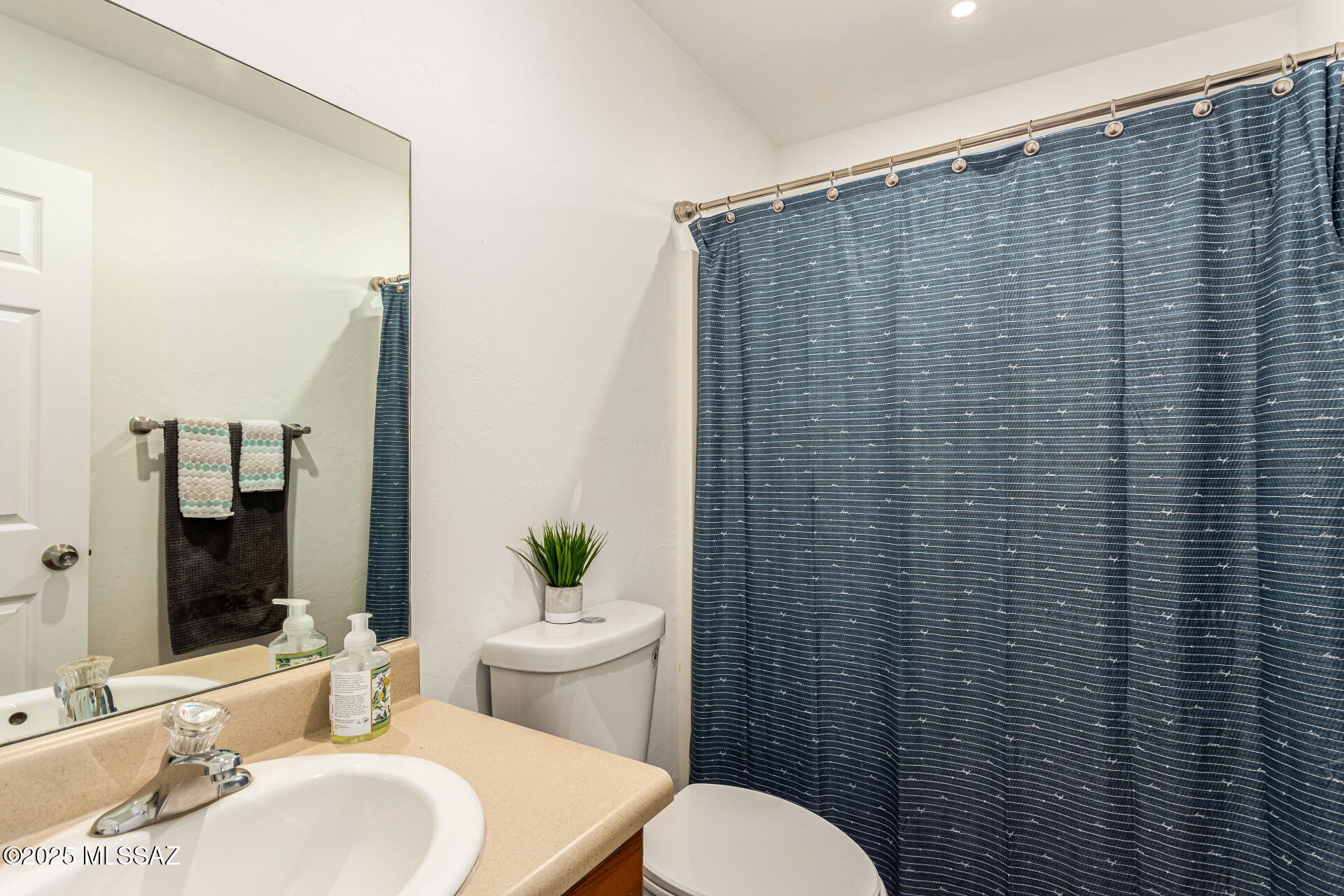 Rio Rico Ranchettes 14 - Residential Lease