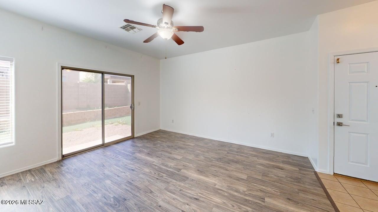 Presidio de las Estrellas - Residential Lease