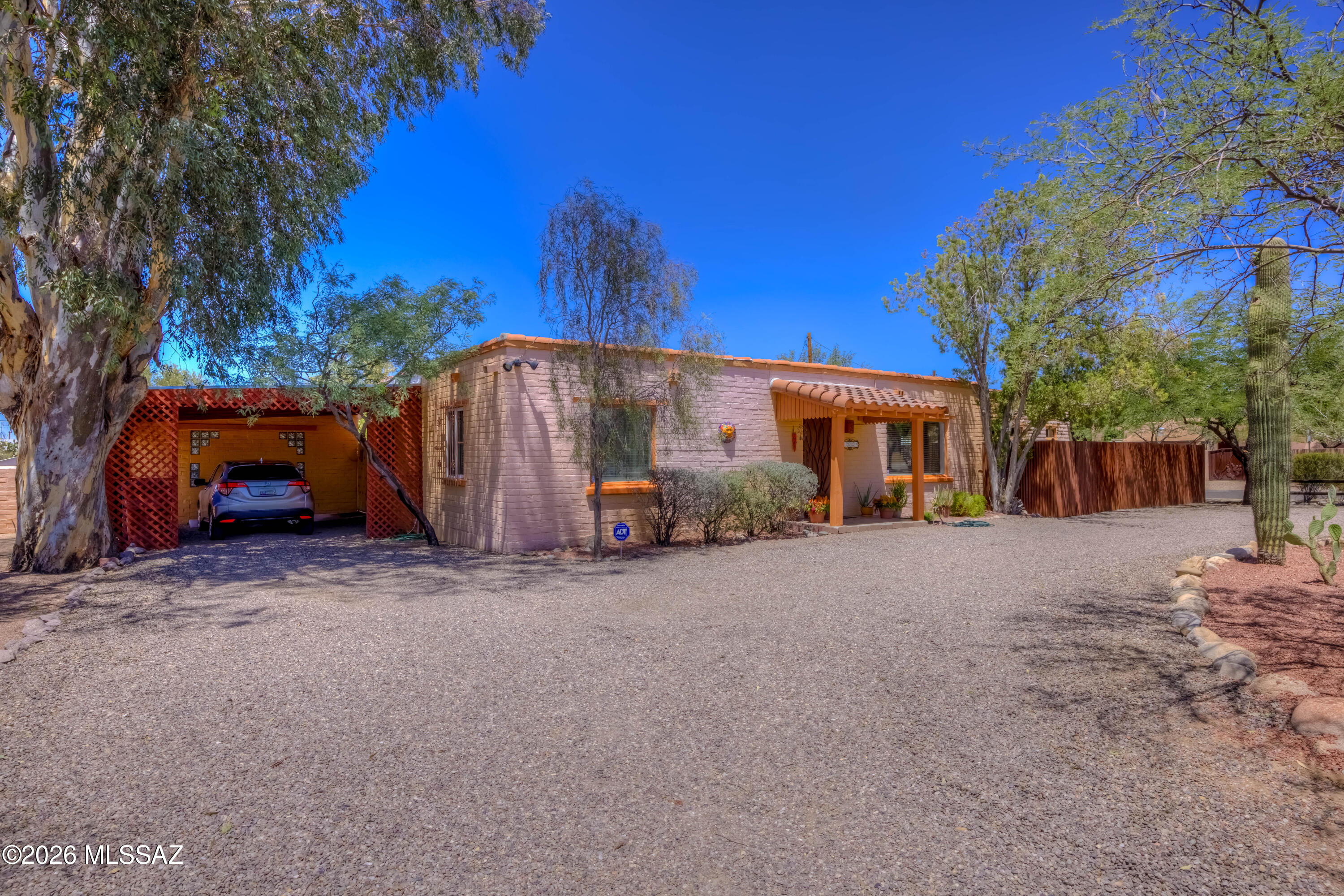 Catalina Poultry Acres NO 3 - Residential