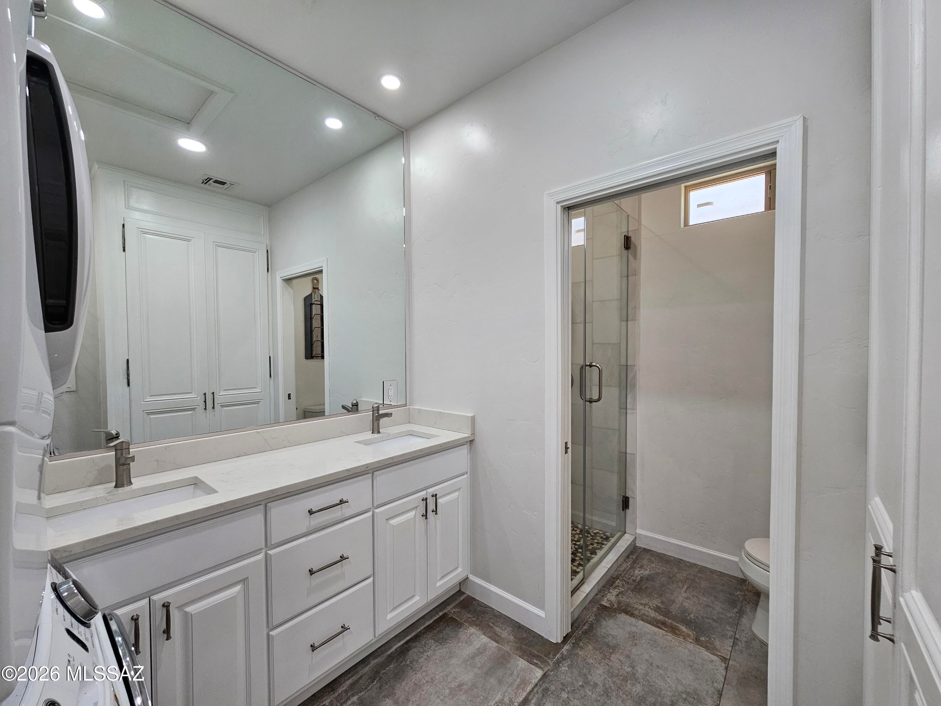 Sabino Mountain (1-290) - Residential Lease