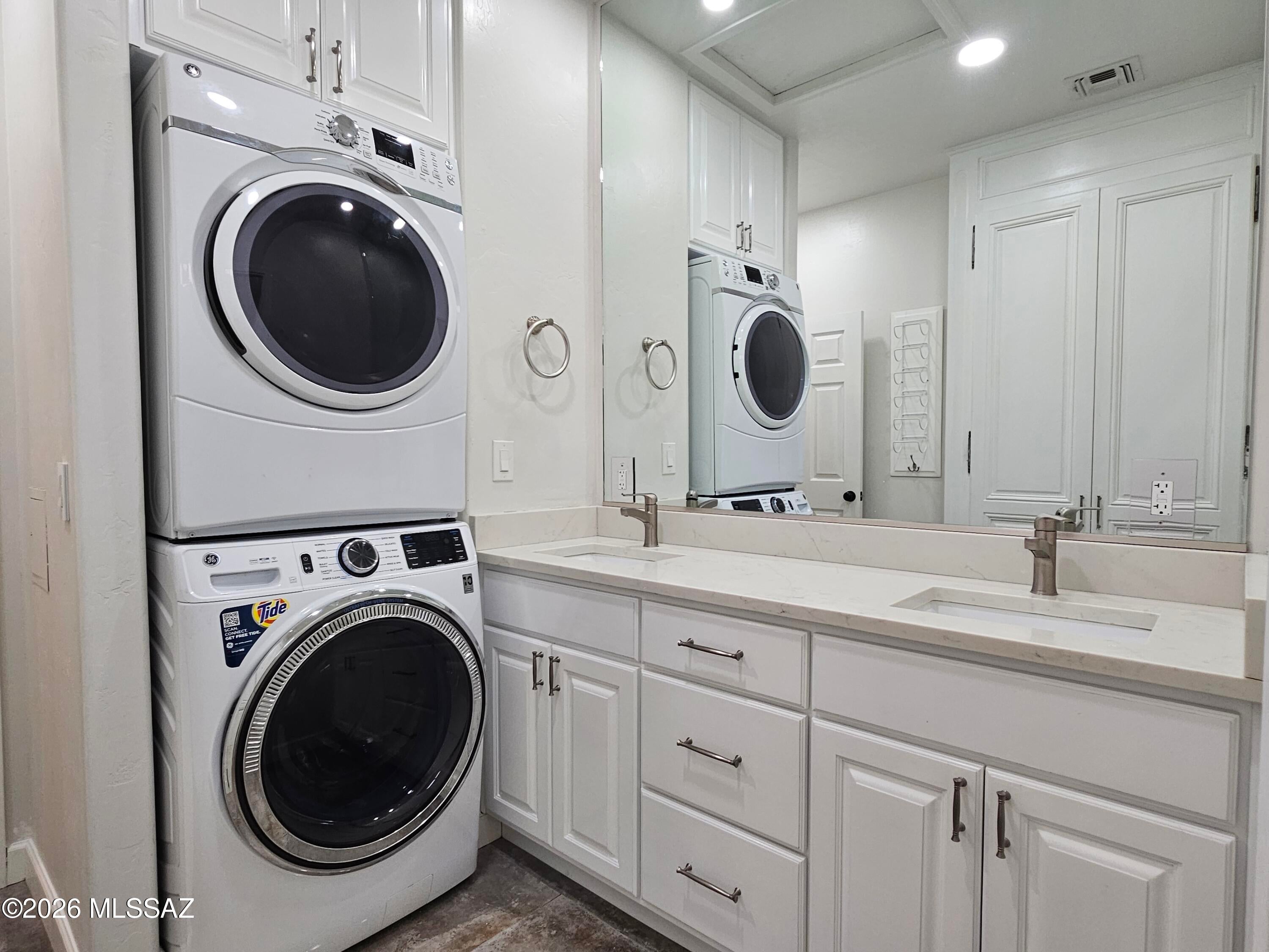 Sabino Mountain (1-290) - Residential Lease