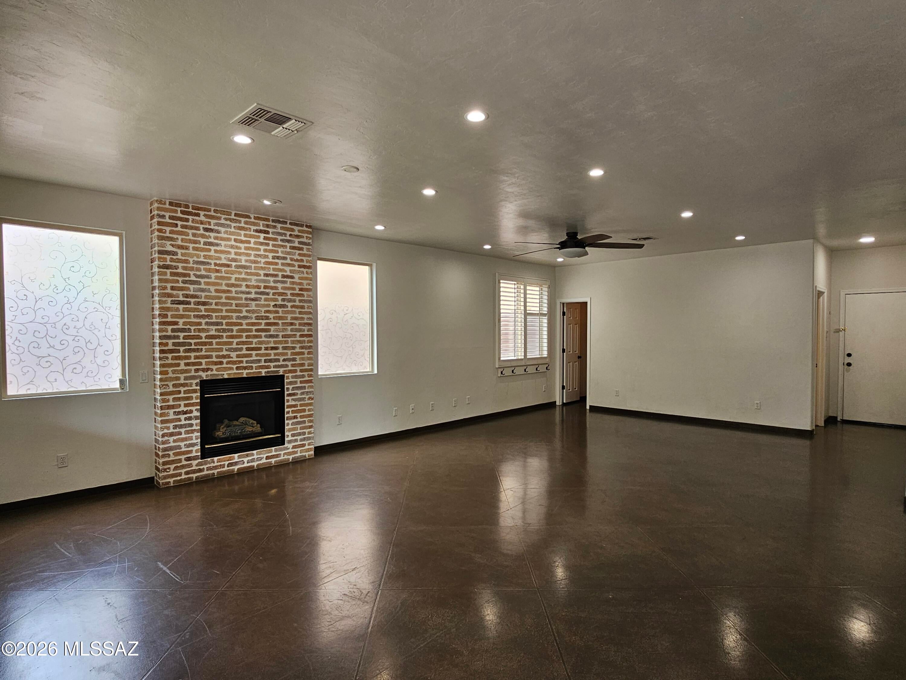 Sabino Mountain (1-290) - Residential Lease