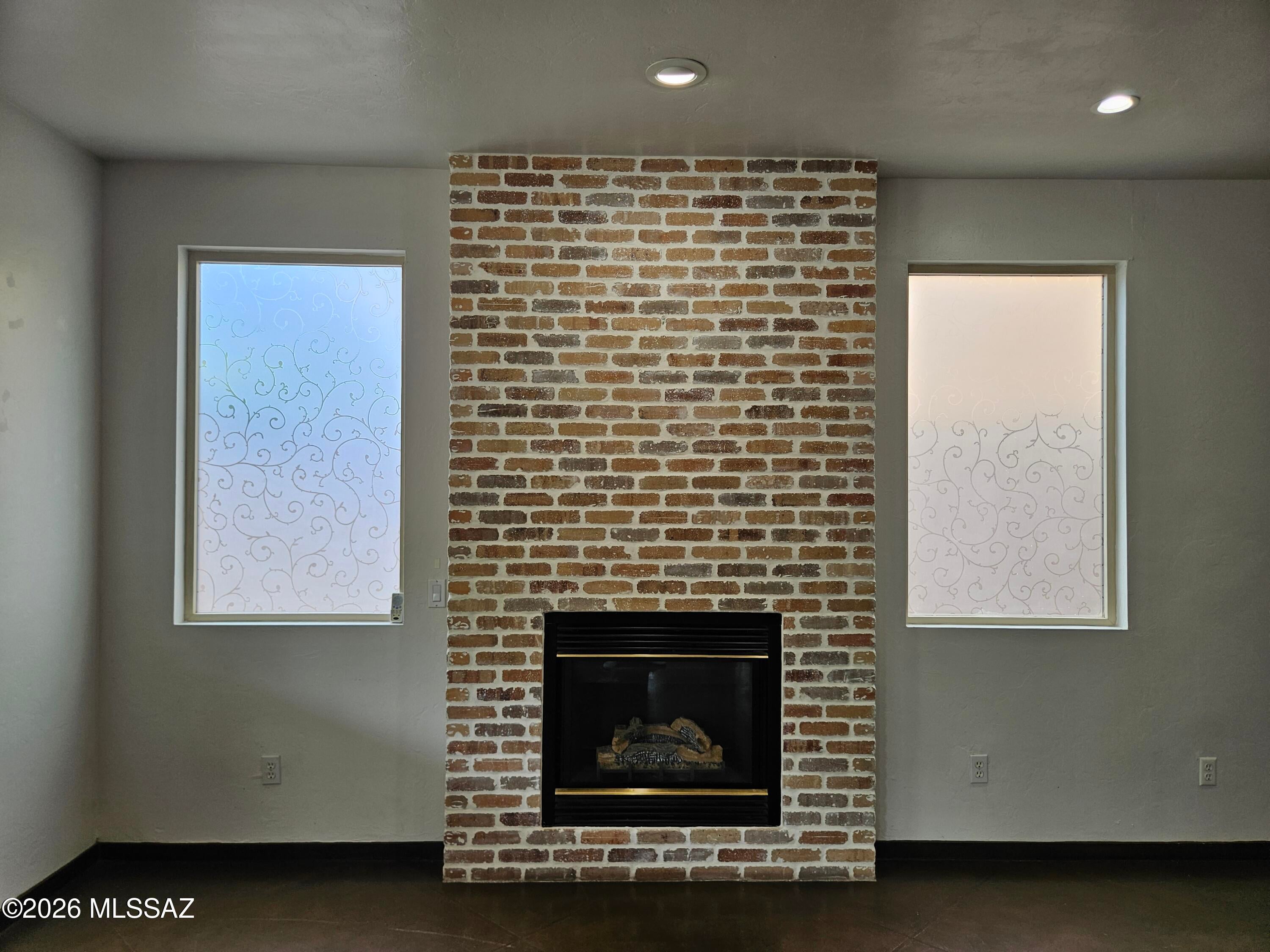 Sabino Mountain (1-290) - Residential Lease