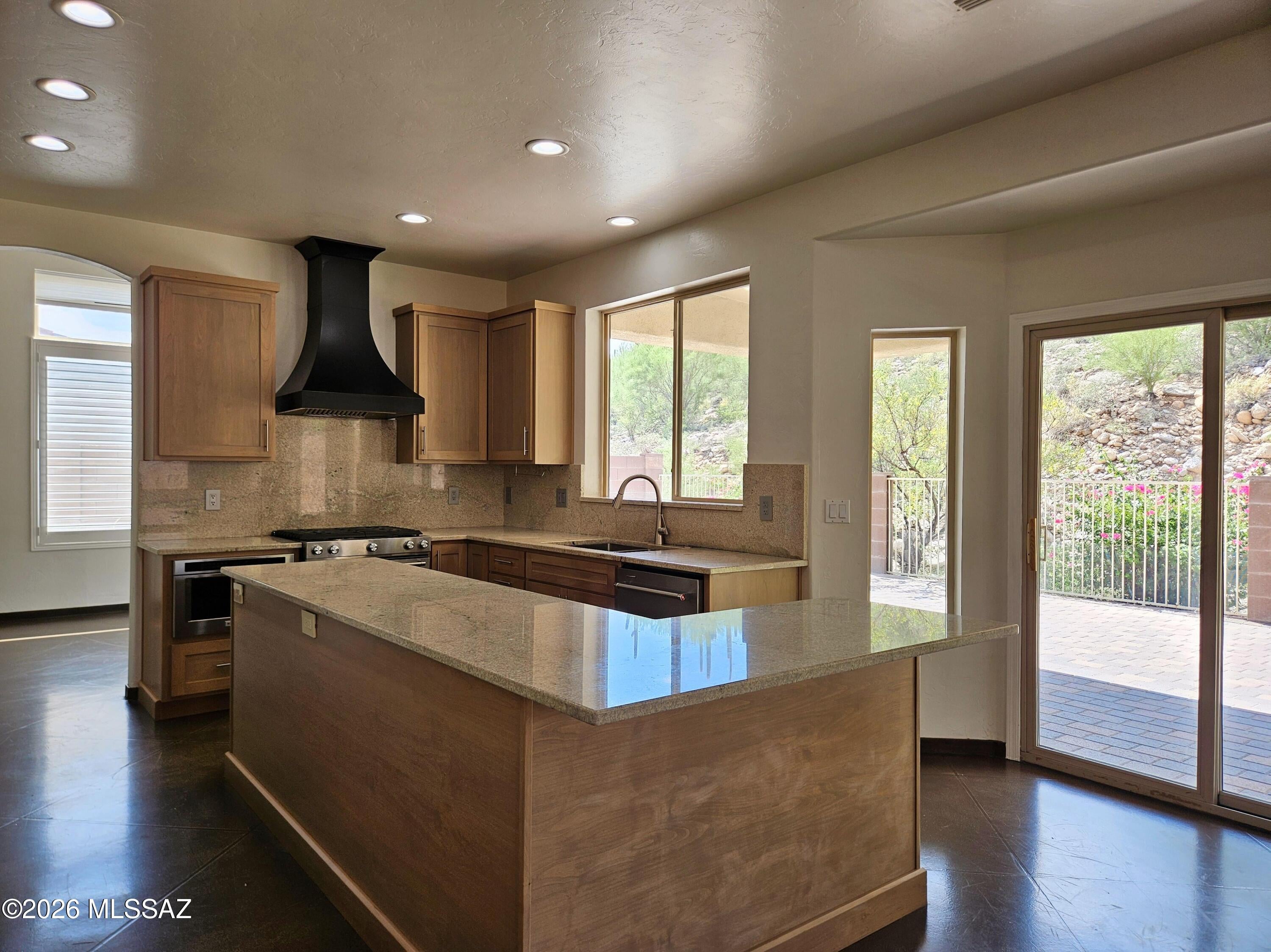 Sabino Mountain (1-290) - Residential Lease