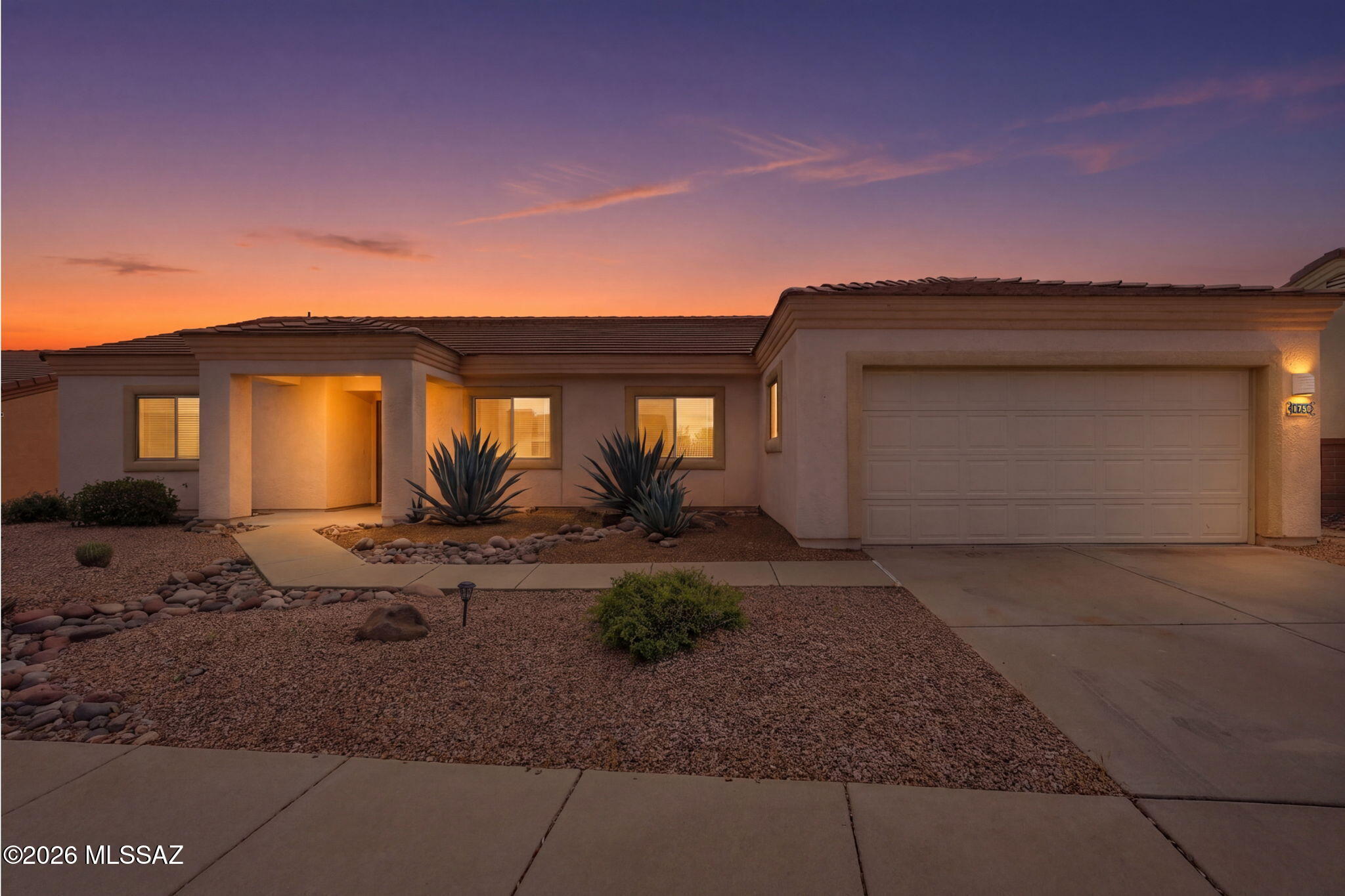 San Ignacio Heights (136-156) - Residential