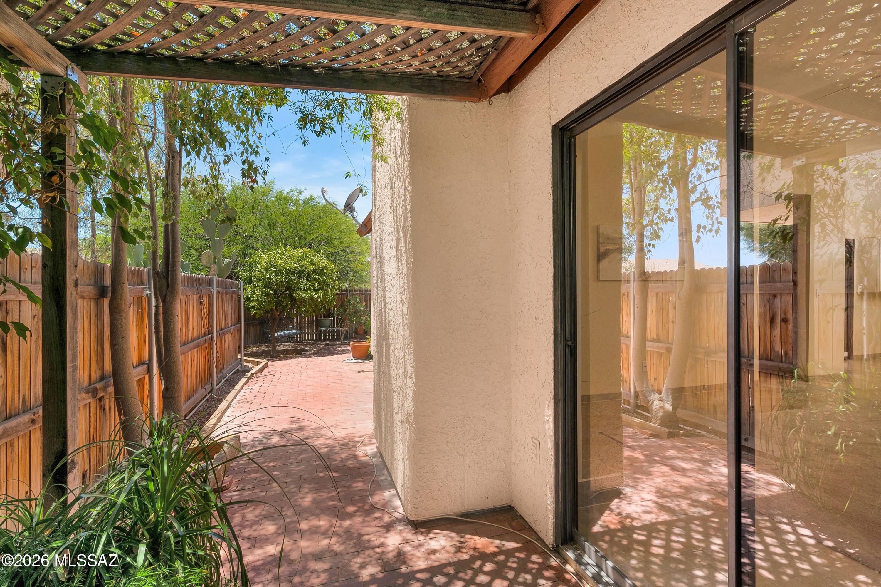 Hobby Horse Ranch (The Patios At) - Residential
