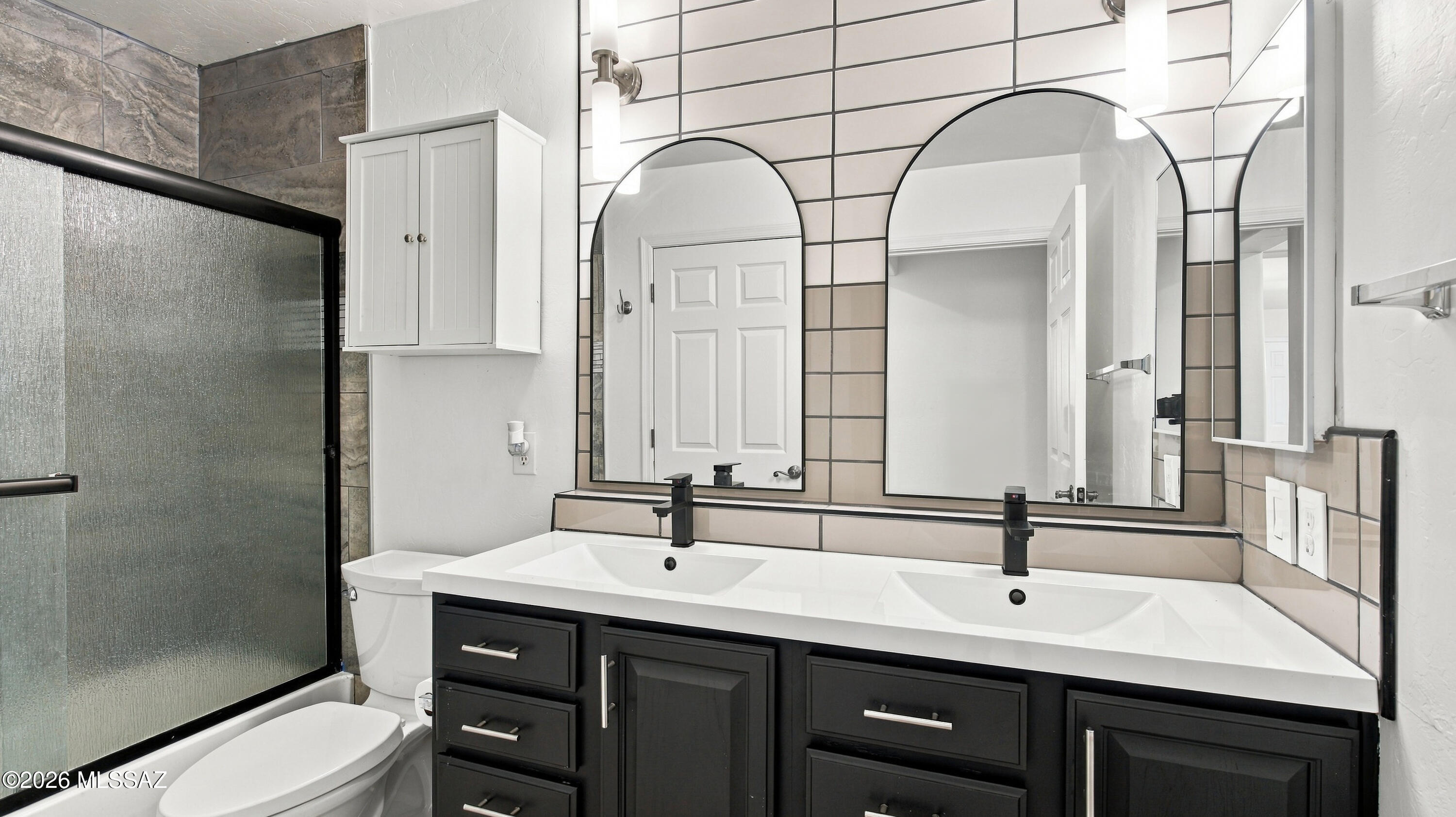 Black Horse (1-411) - Residential