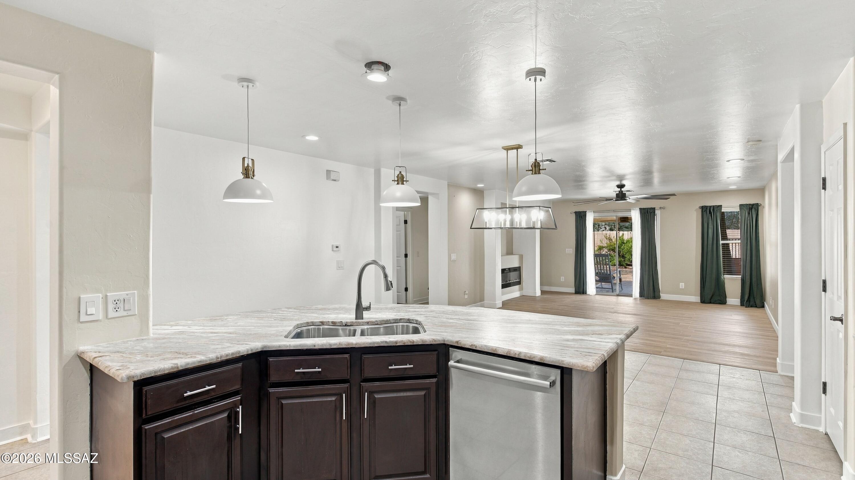 Black Horse (1-411) - Residential